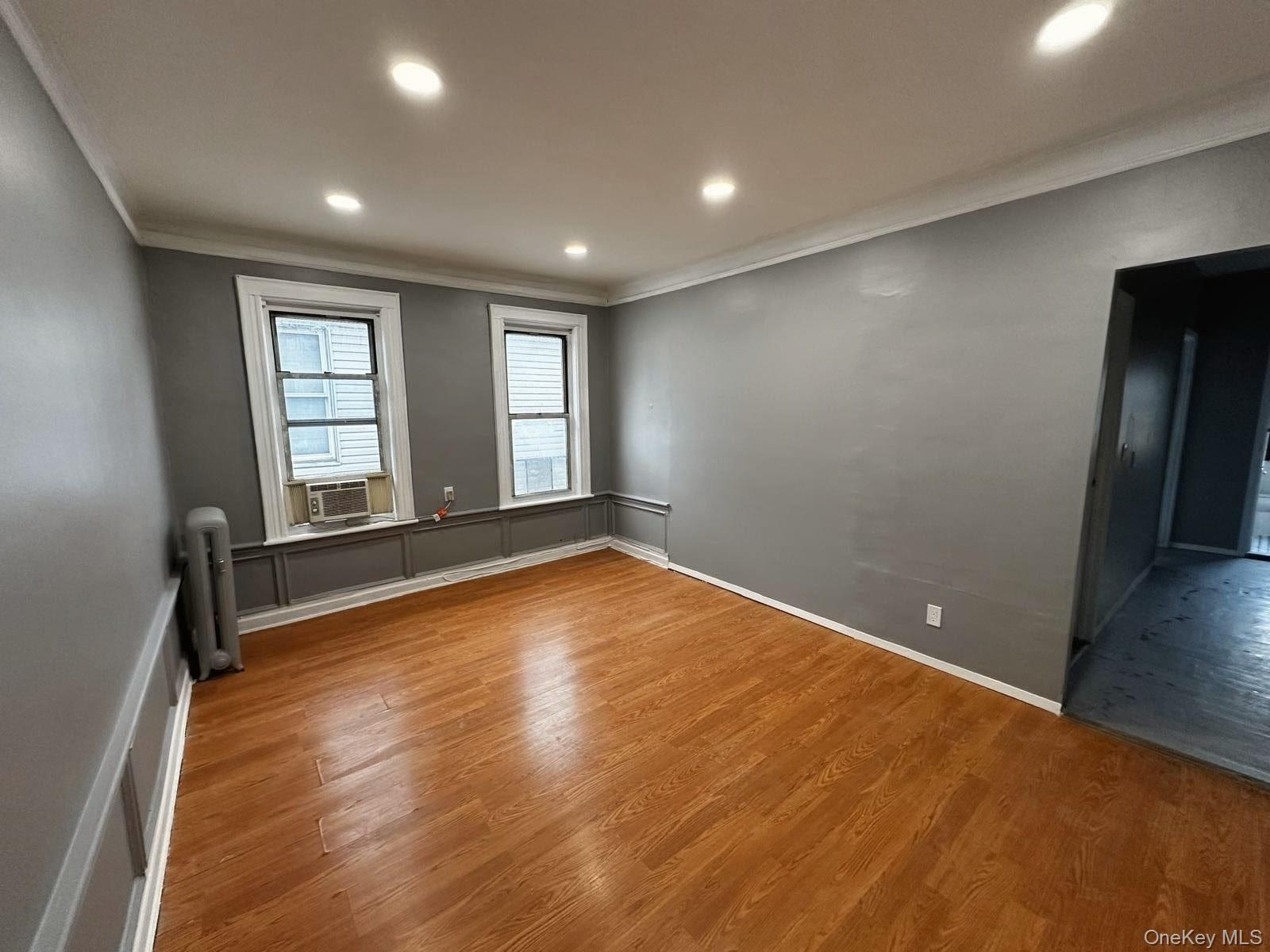 Single Family Holland  Bronx, NY 10467, MLS-993580-8