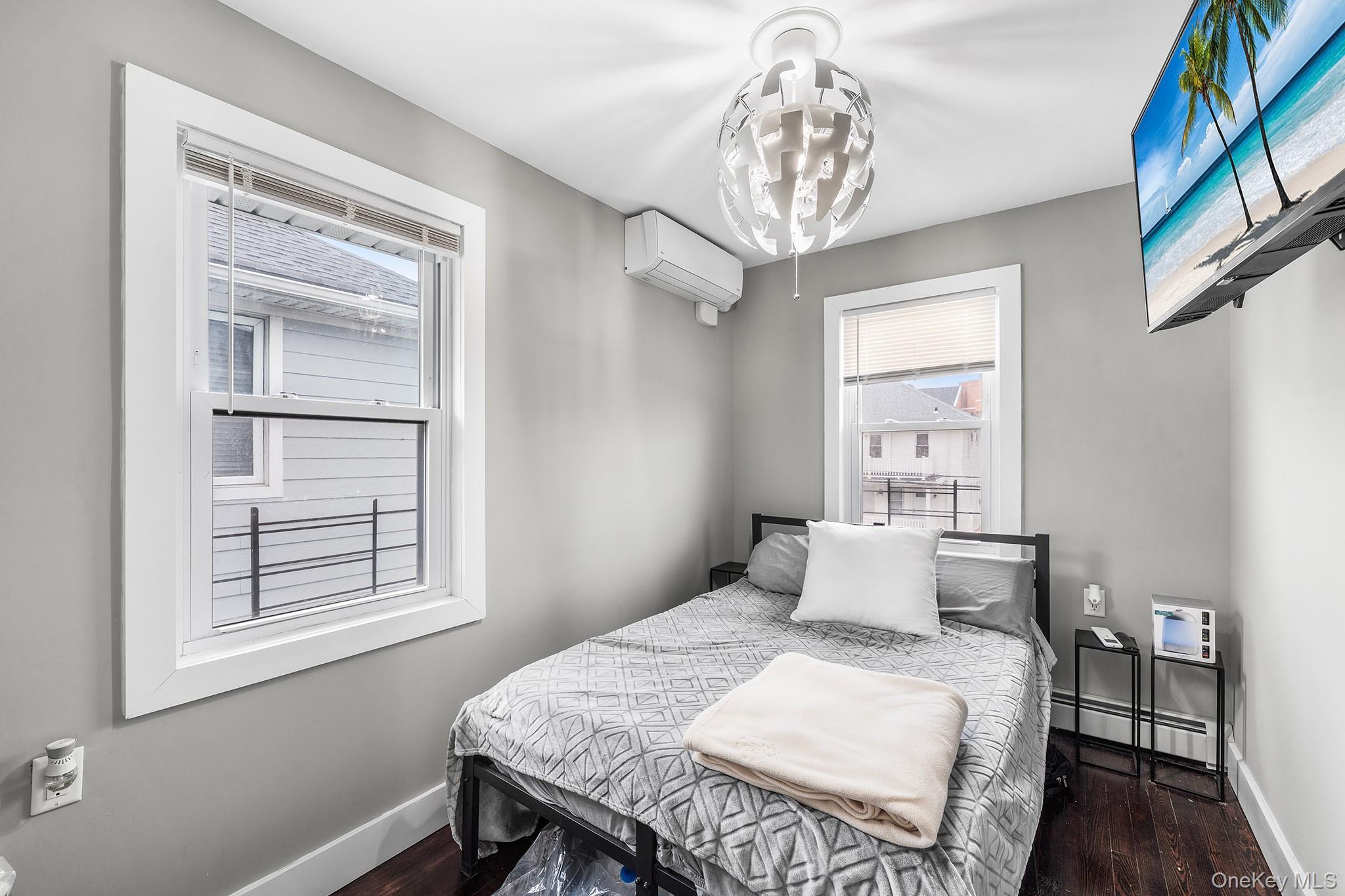 Single Family Beach 27th Queens, NY 11691, MLS-993605-13