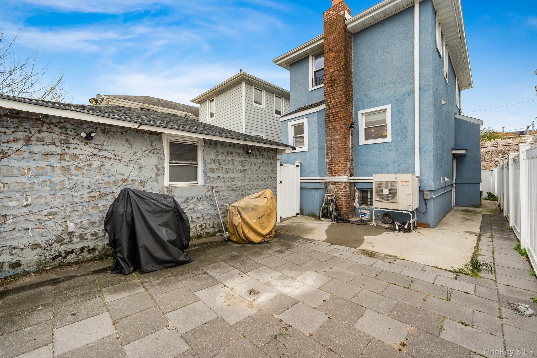 Single Family Beach 27th Queens, NY 11691, MLS-993605-16