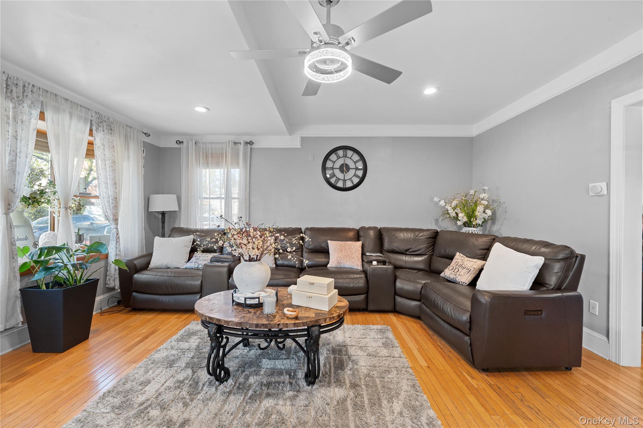 Single Family Baisley  Bronx, NY 10465, MLS-993627-19