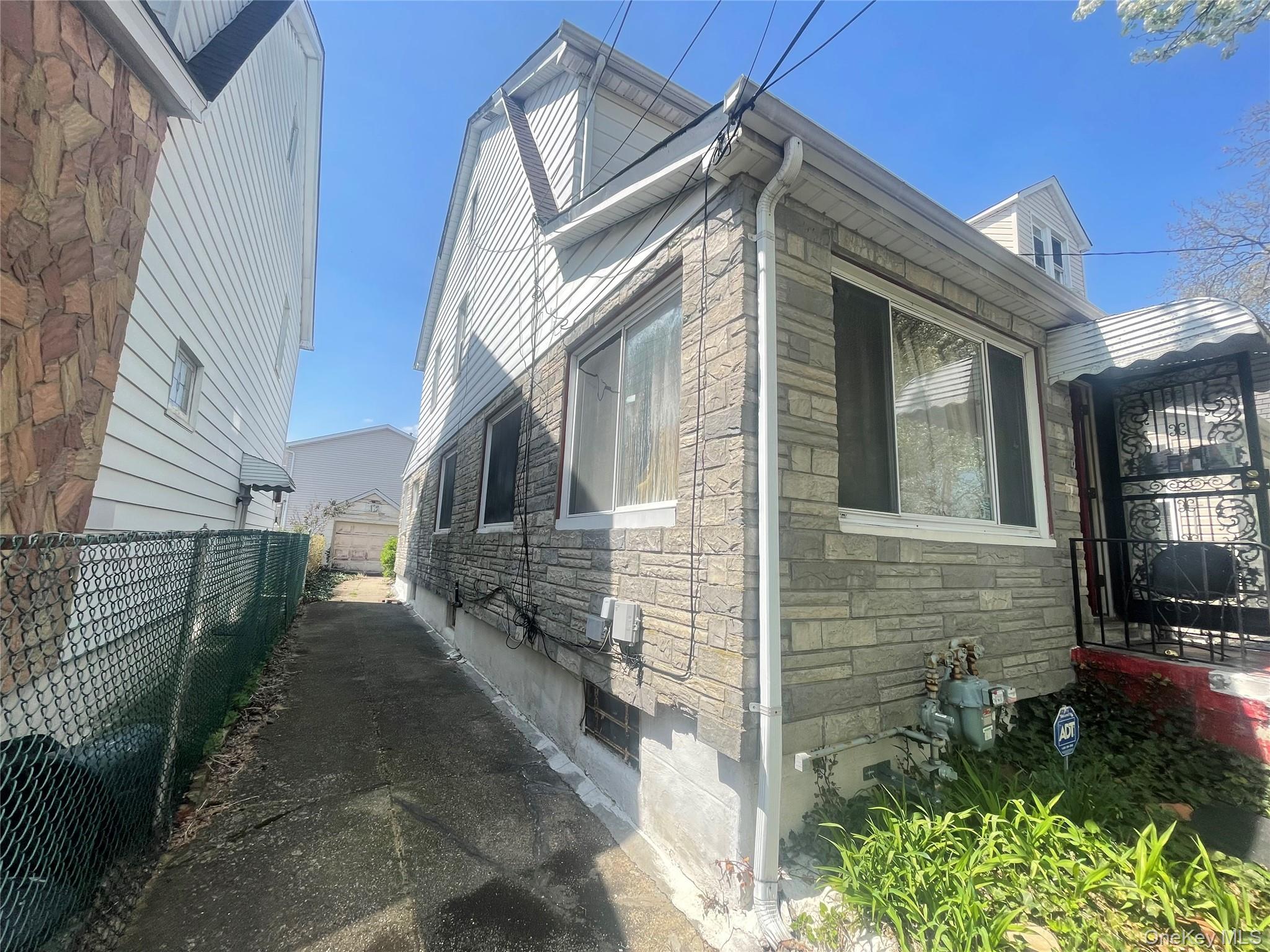 Single Family 162nd Street Queens, NY 11366, MLS-993656-2