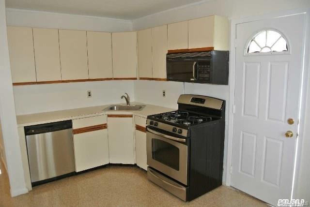 Single Family 196th Queens, NY 11413, MLS-993660-7