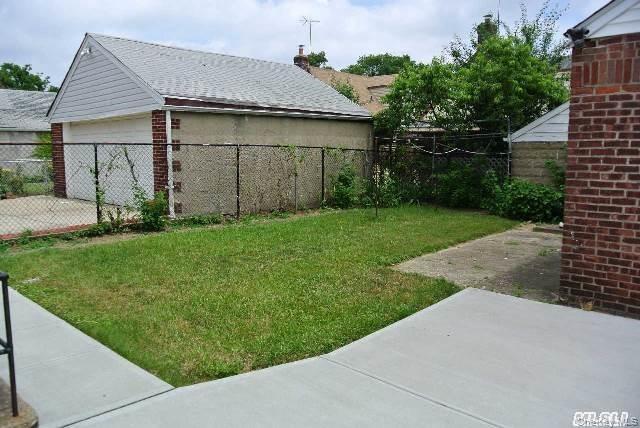 Single Family 196th Queens, NY 11413, MLS-993660-8