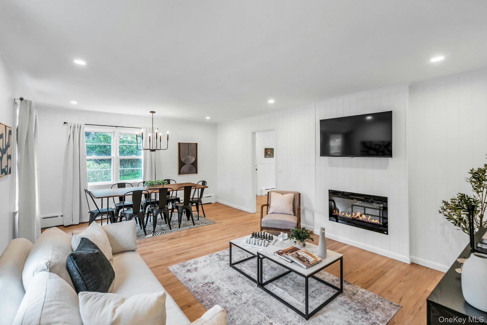 Single Family Cases Lane  Suffolk County, NY 11935, MLS-993662-8