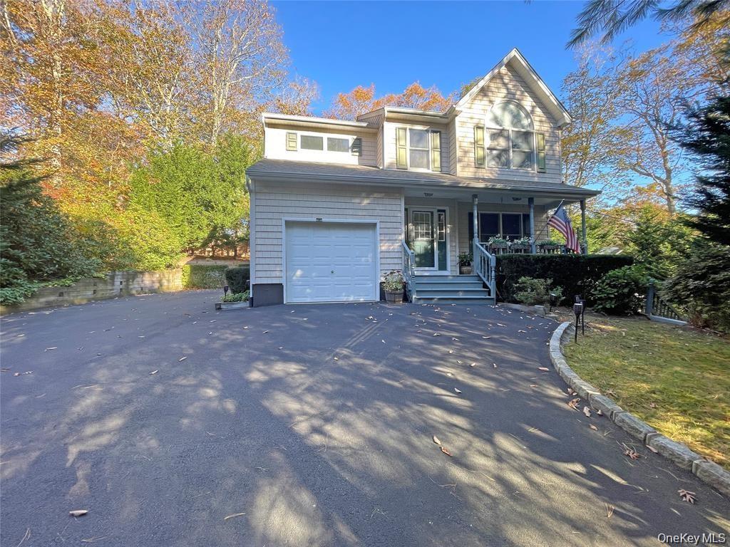Single Family Glen  Suffolk County, NY 11933, MLS-993678-2