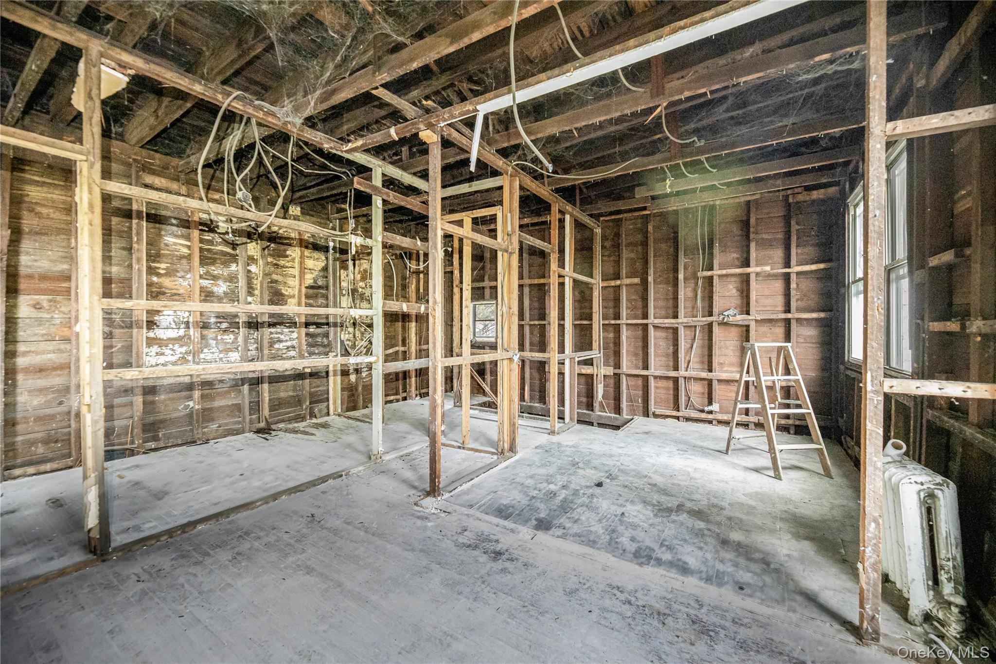 Single Family Summit  Bronx, NY 10463, MLS-993747-9