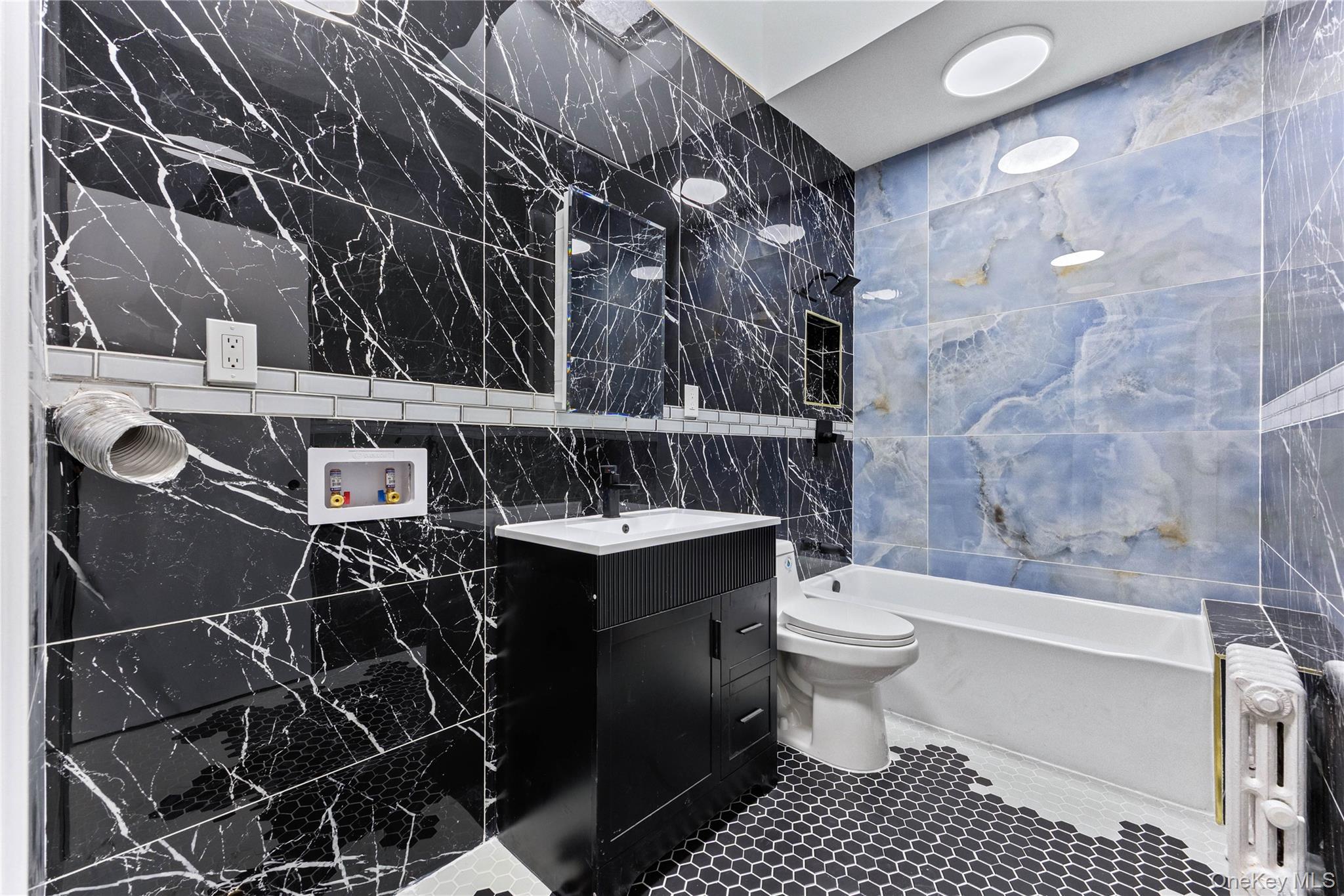 Single Family 175th  Manhattan, NY 10033, MLS-993798-5