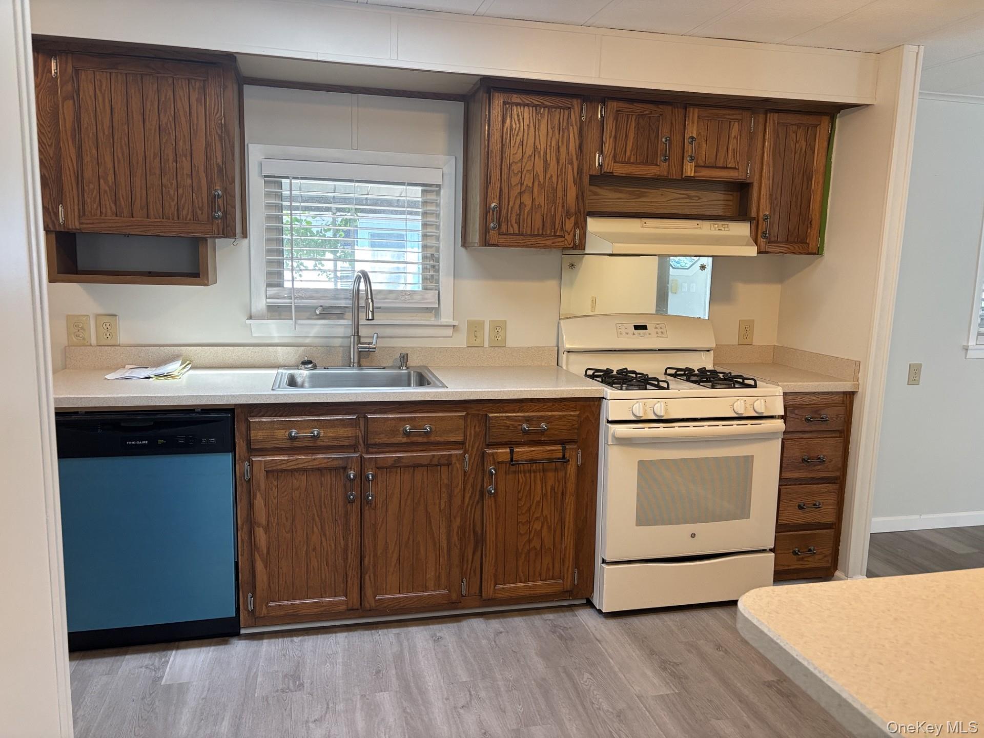 Single Family West Lane Suffolk County, NY 11901, MLS-993806-10