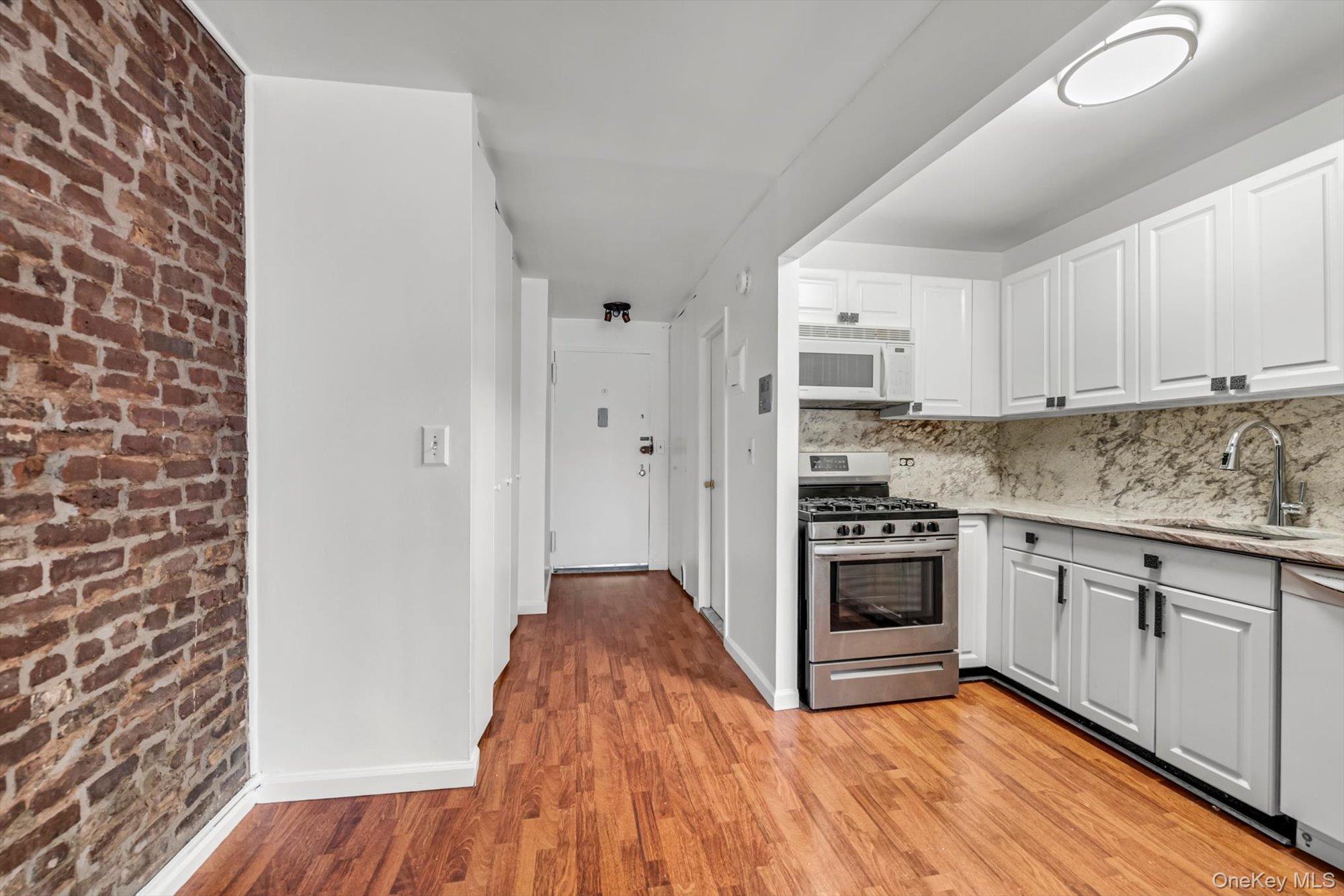 Coop Bleecker  Manhattan, NY 10012, MLS-993823-10
