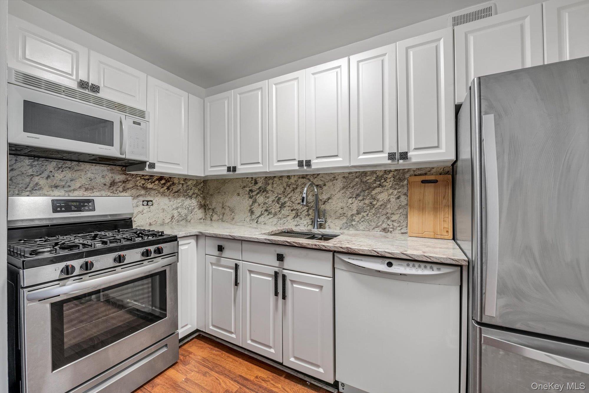 Coop Bleecker  Manhattan, NY 10012, MLS-993823-12