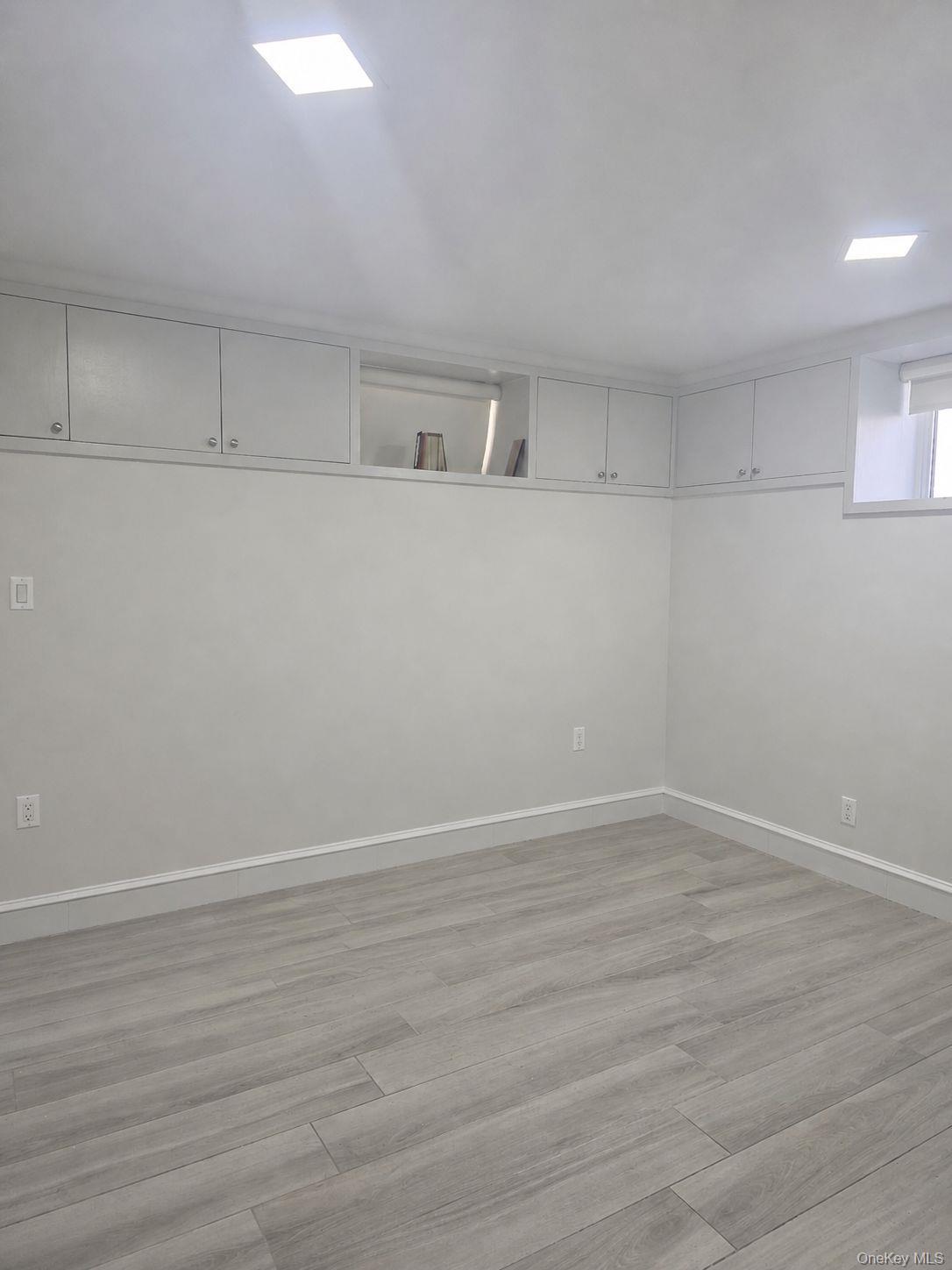 Single Family 17th Road Queens, NY 11357, MLS-993870-10