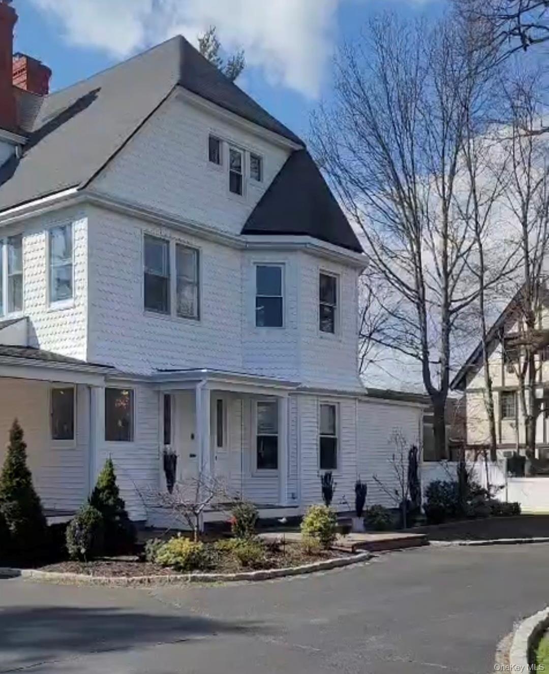 Single Family Hilton Avenue  Nassau County, NY 11550, MLS-993913-13