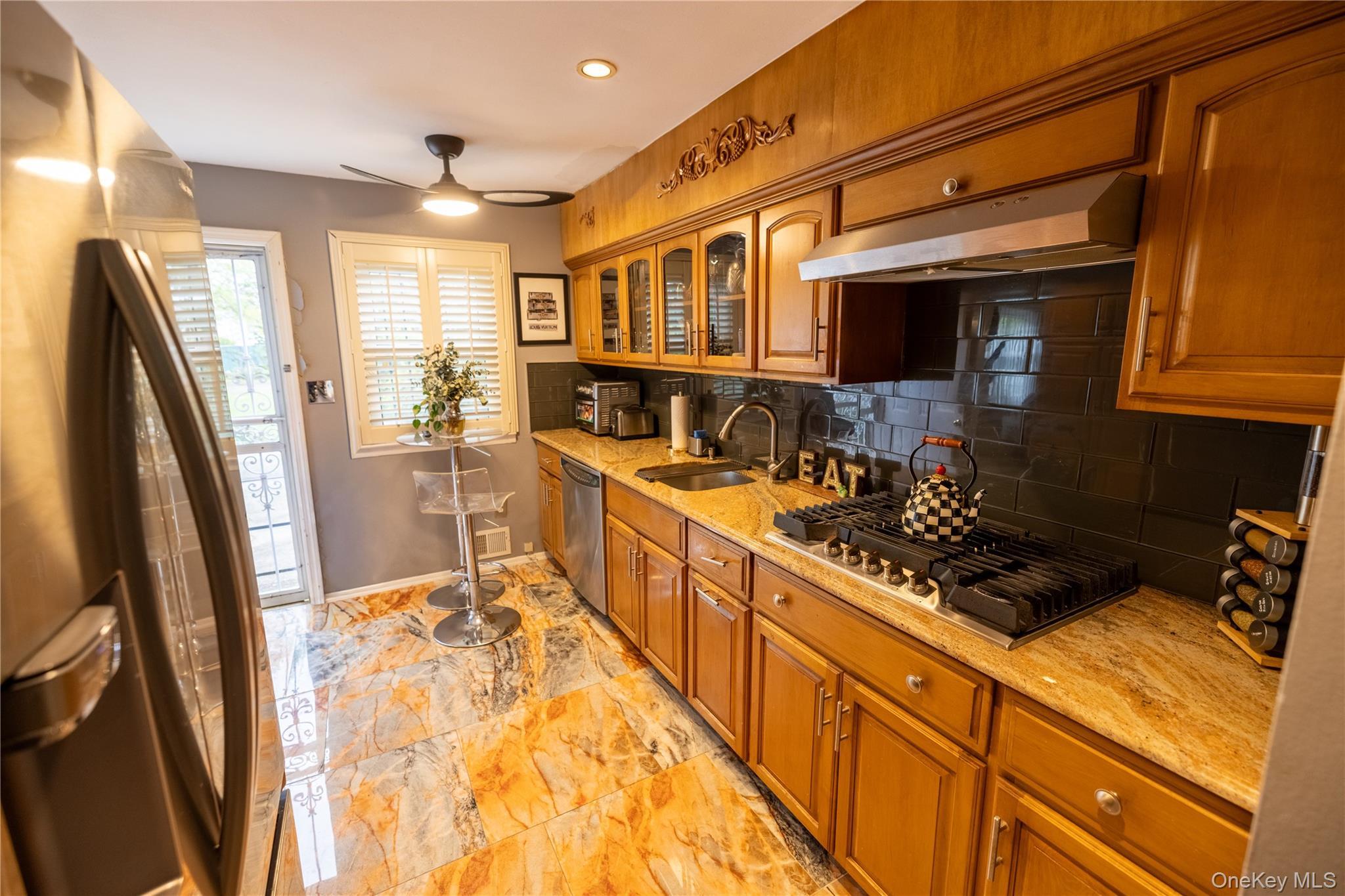 Single Family 259th Queens, NY 11422, MLS-993934-16