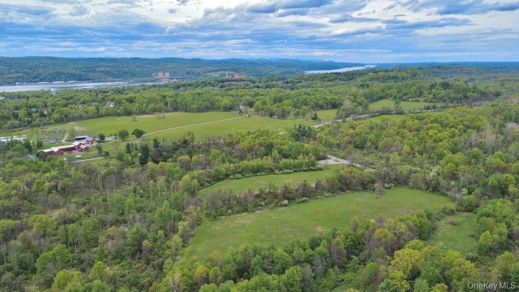 Single Family Cherrywood Drive  Dutchess County, NY 12524, MLS-993963-33