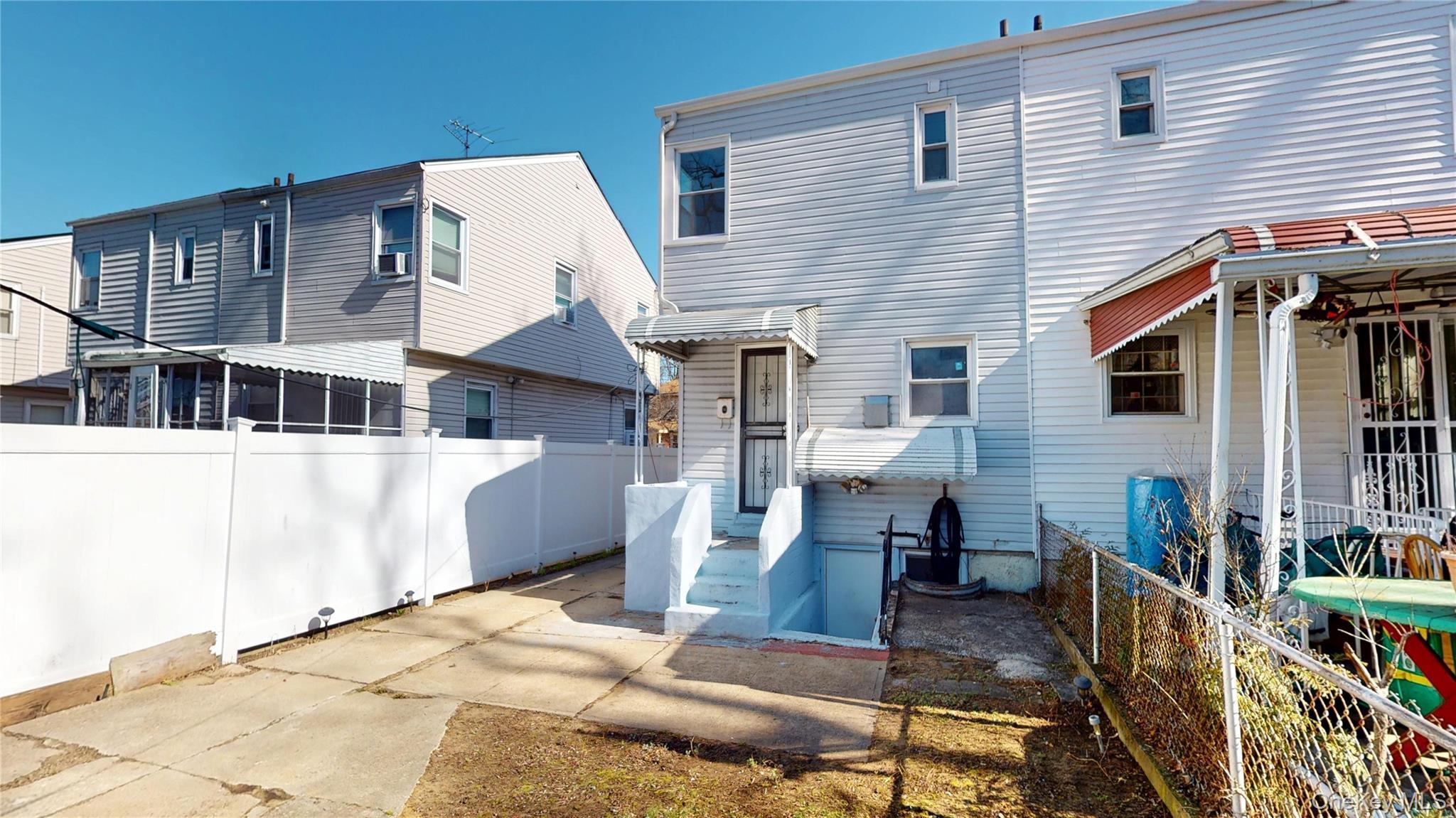 Single Family 141st  Queens, NY 11413, MLS-993974-23