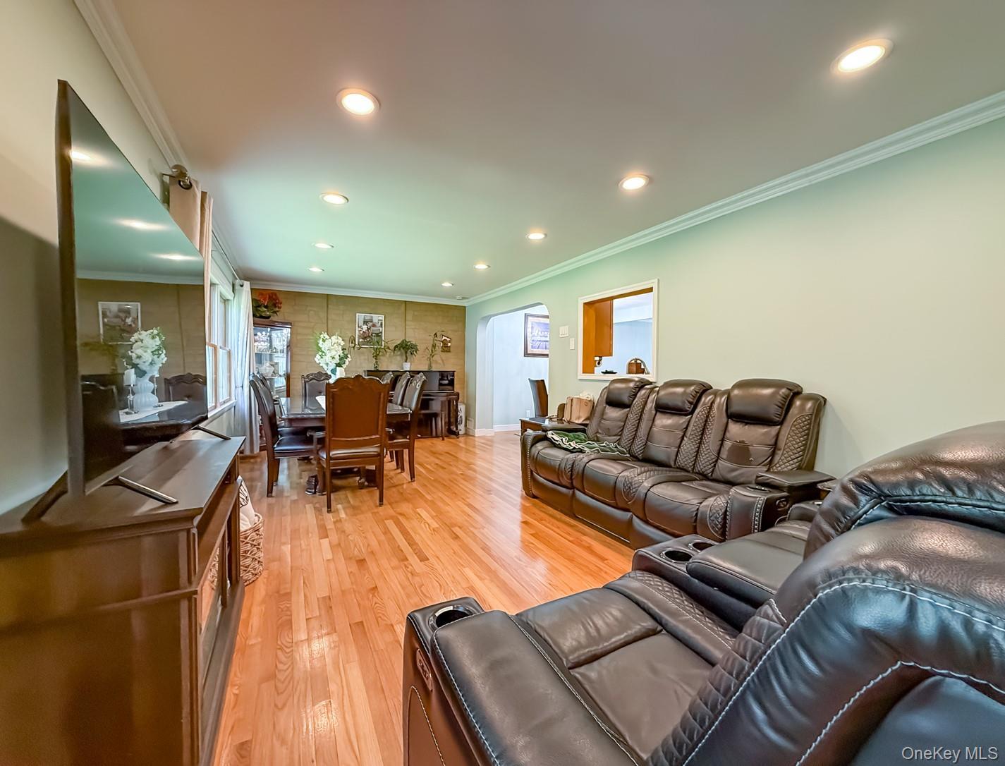 Single Family Meadow Westchester County, NY 10548, MLS-994016-14