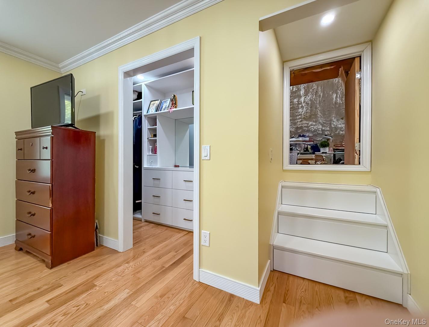 Single Family Meadow Westchester County, NY 10548, MLS-994016-19