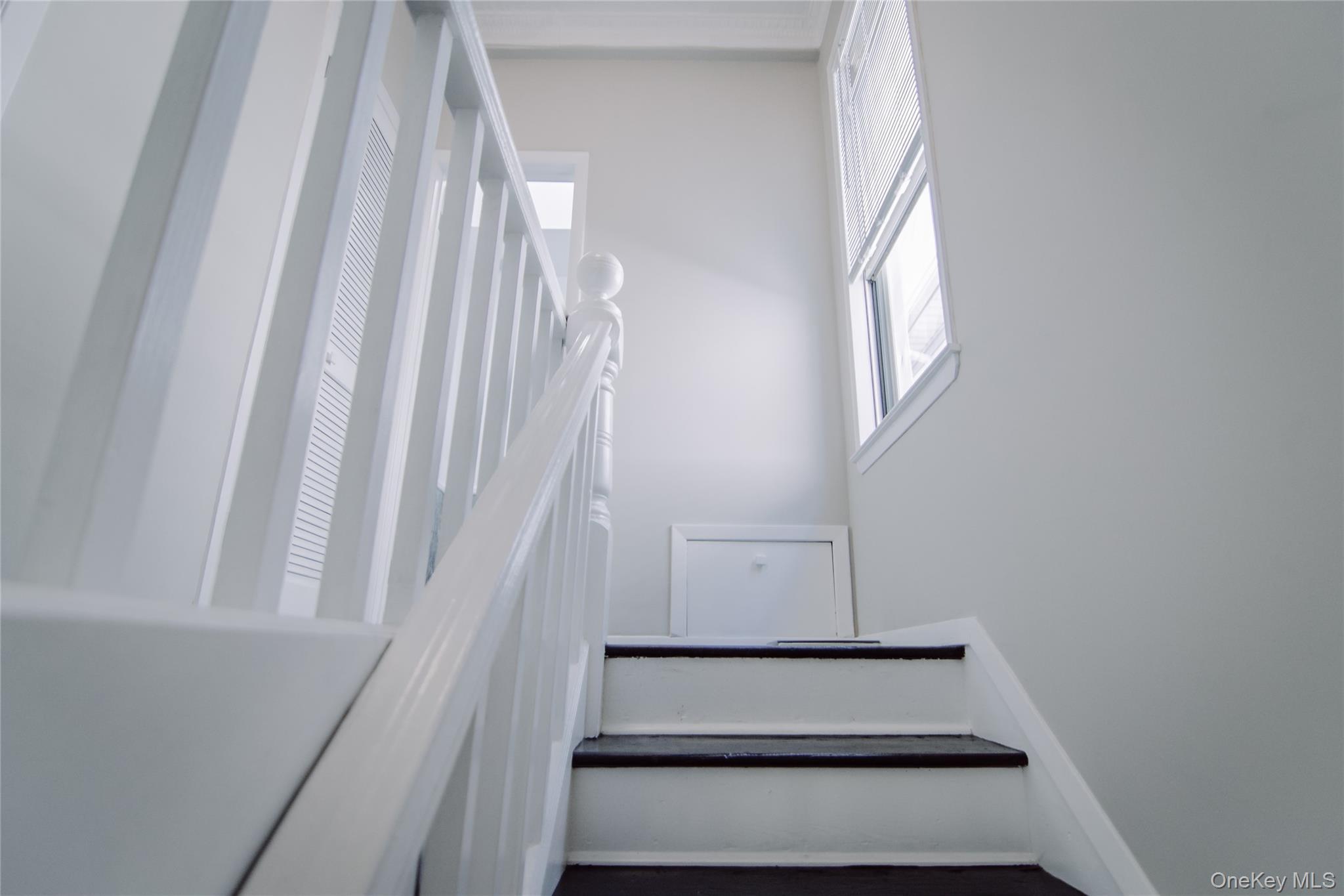 Single Family Fish  Bronx, NY 10469, MLS-994020-15