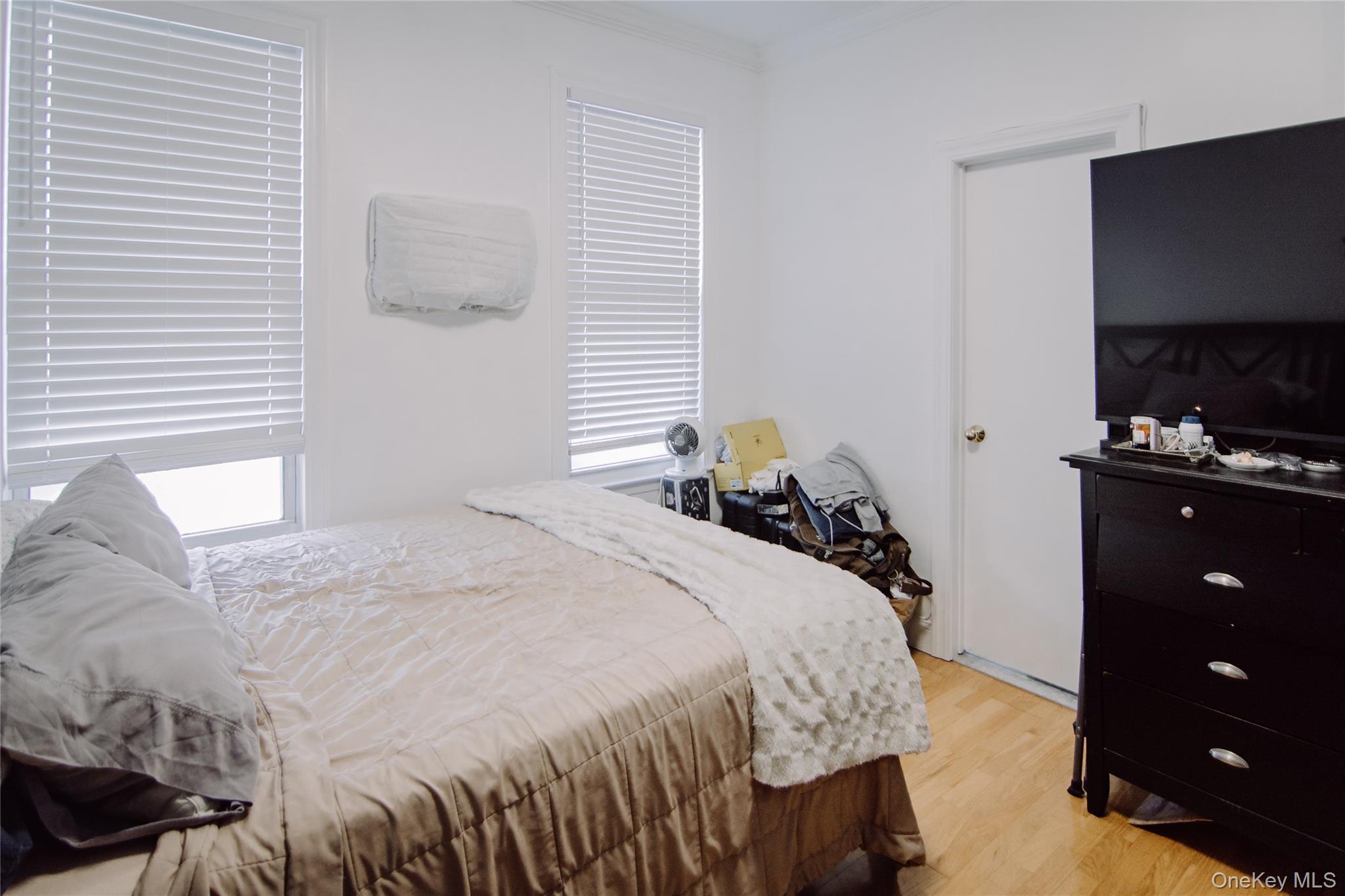 Single Family Fish  Bronx, NY 10469, MLS-994020-17