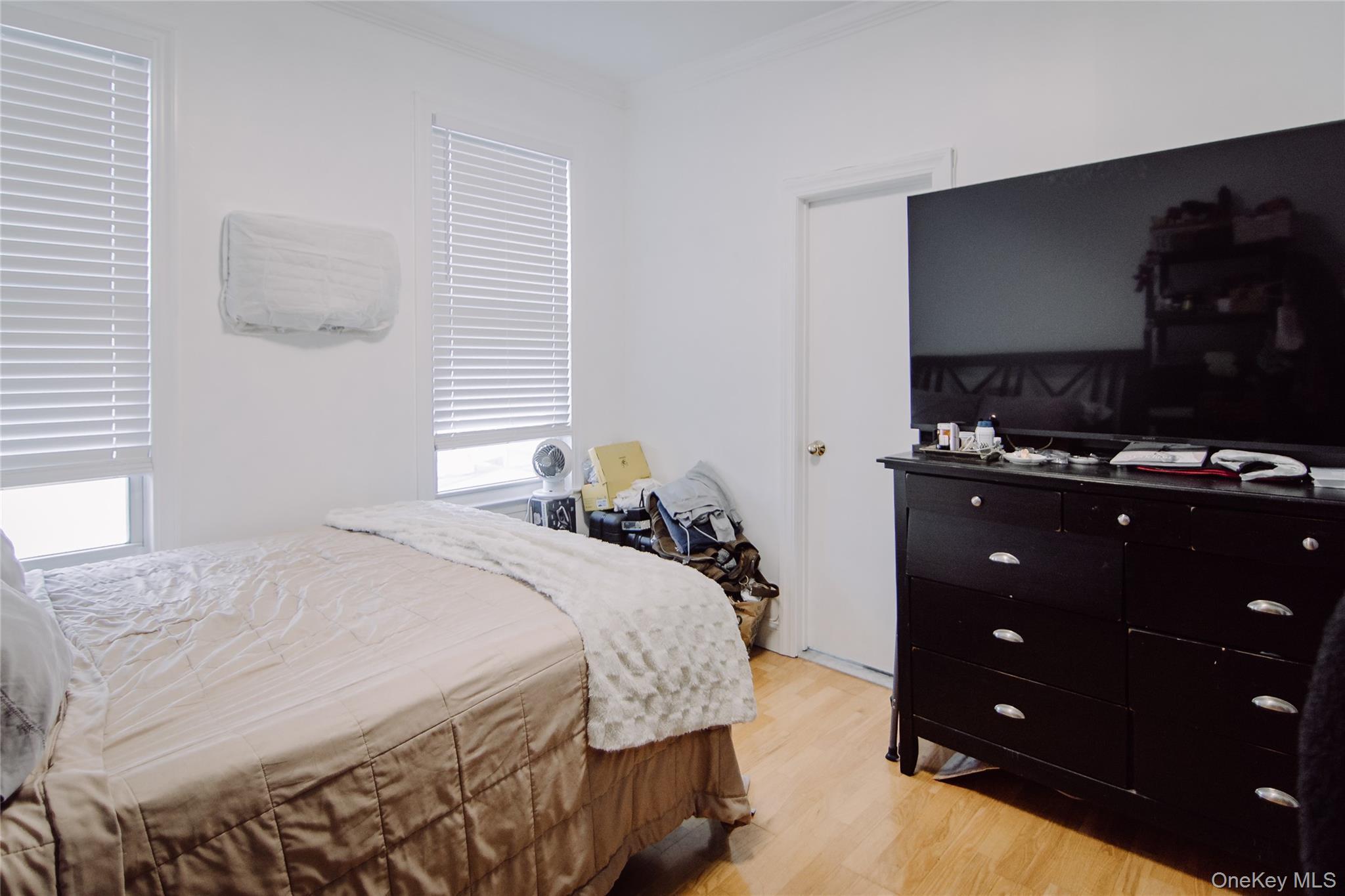 Single Family Fish  Bronx, NY 10469, MLS-994020-18