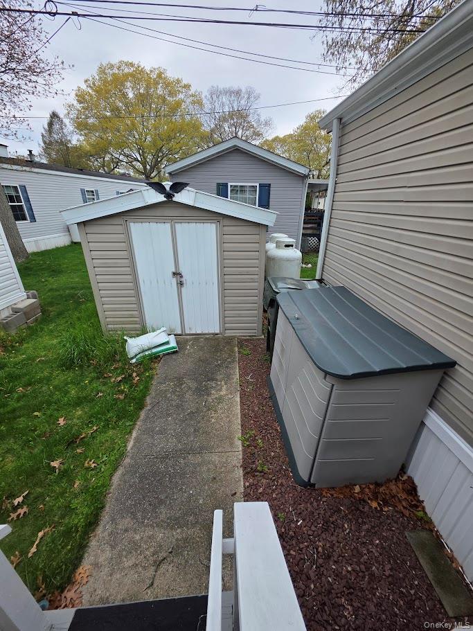 Single Family Hubbard  Suffolk County, NY 11901, MLS-994029-15