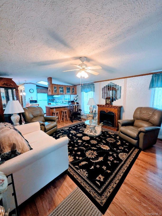 Single Family Hubbard Suffolk County, NY 11901, MLS-994029-4