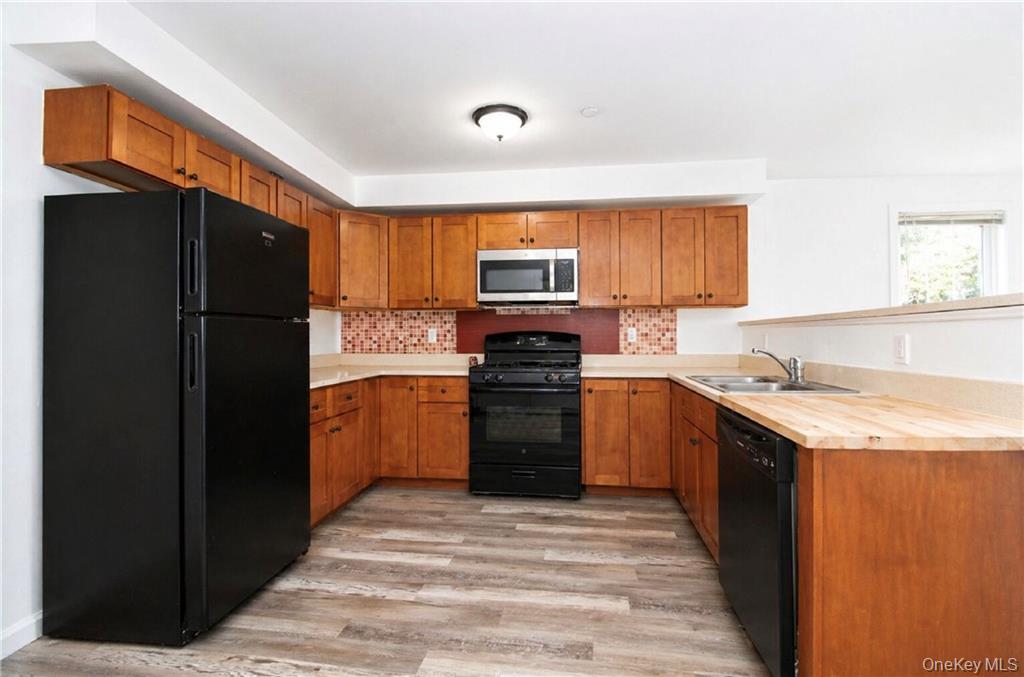 Single Family Shore  Brooklyn, NY 11235, MLS-994073-24