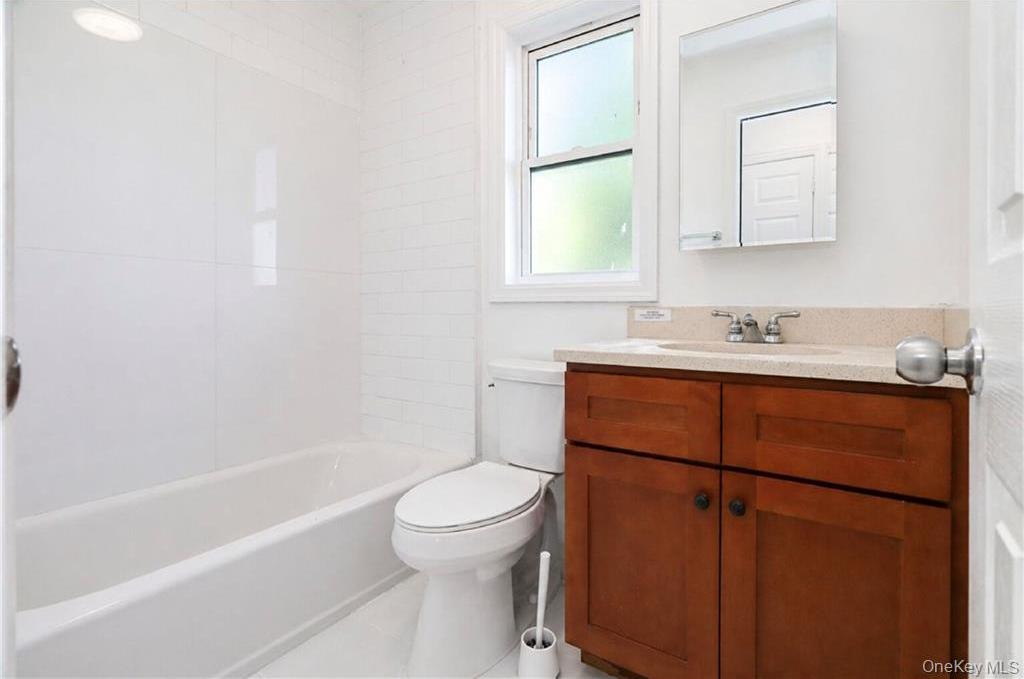 Single Family Shore  Brooklyn, NY 11235, MLS-994073-25