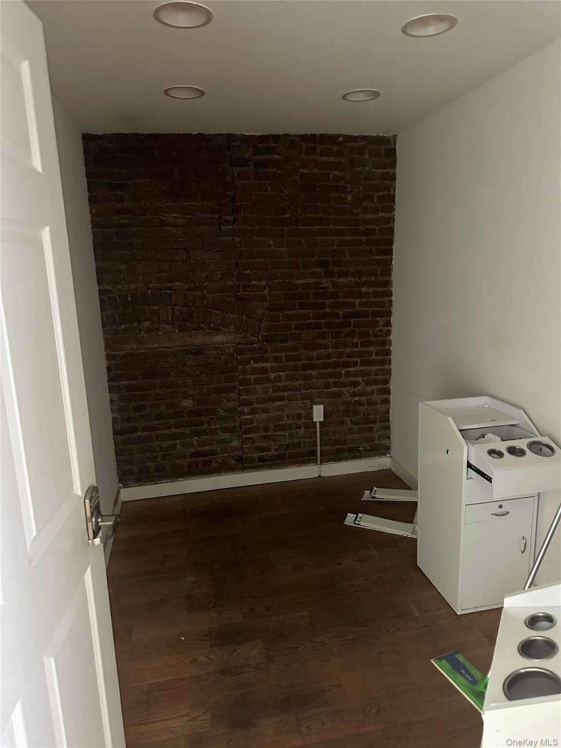 Commercial Lease Adam Clayton Powell Jr  Manhattan, NY 10027, MLS-994088-4