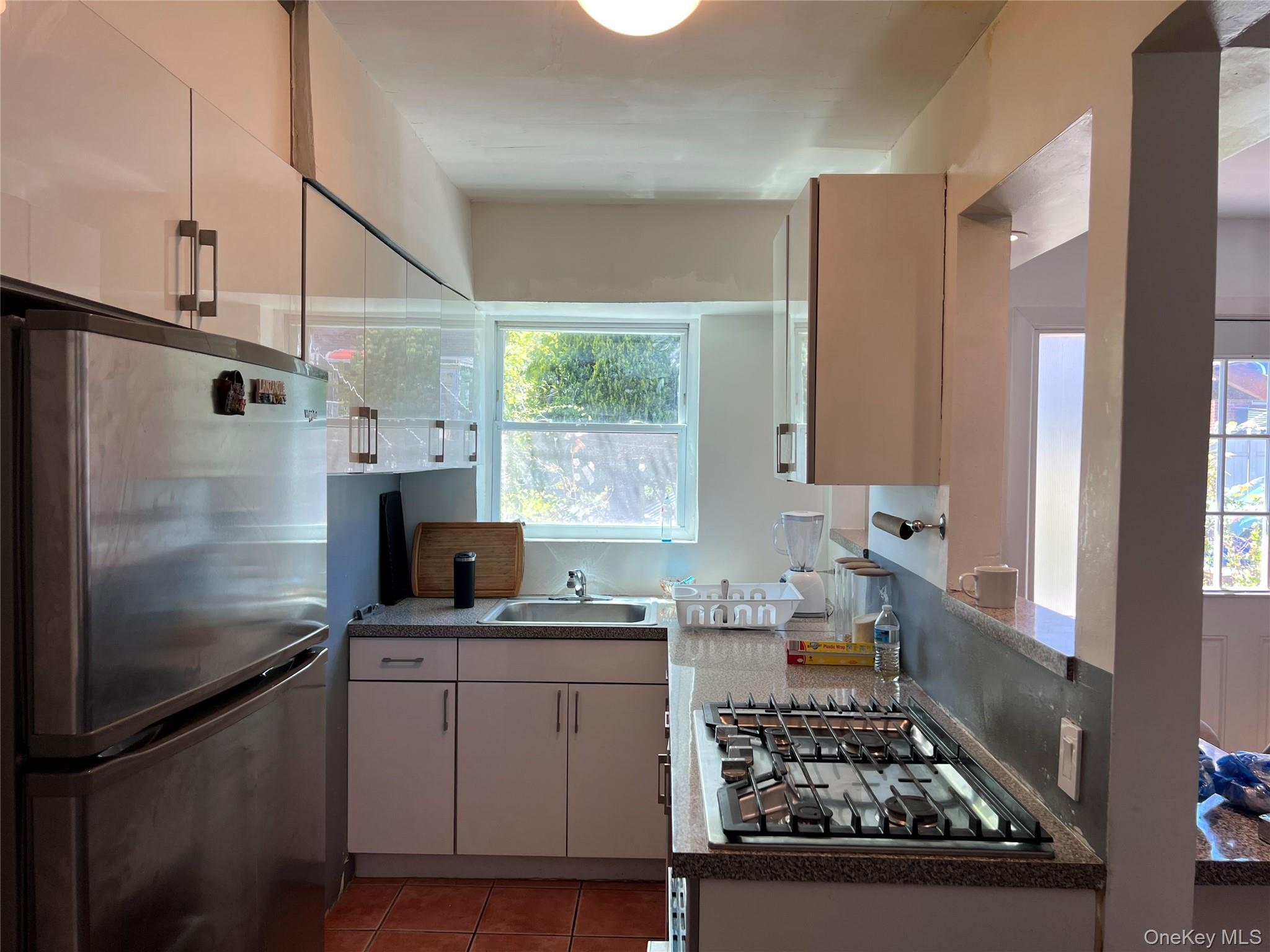 Single Family 223rd Bronx, NY 10466, MLS-994089-2