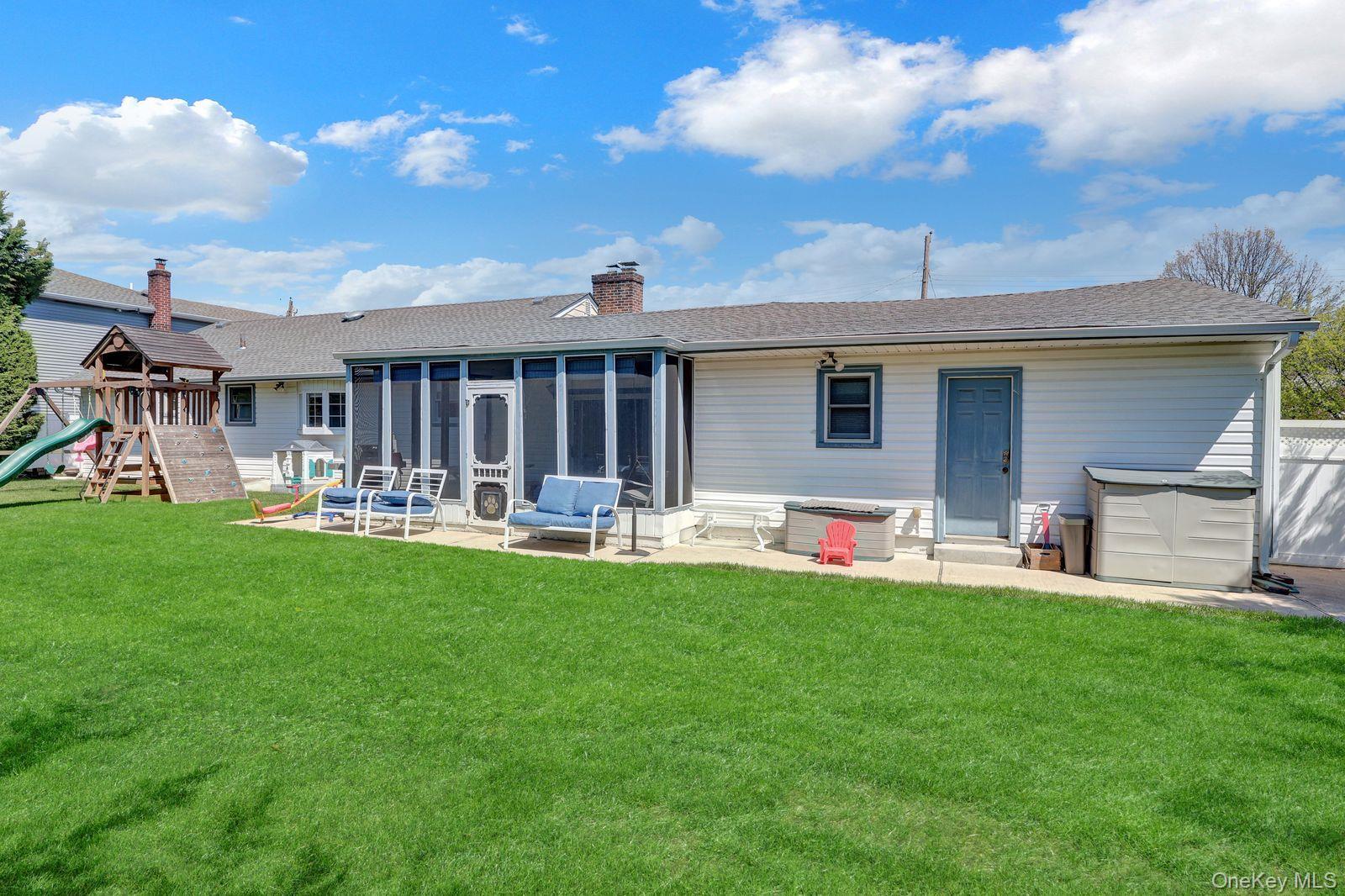 Single Family Harrison  Nassau County, NY 11758, MLS-994101-23