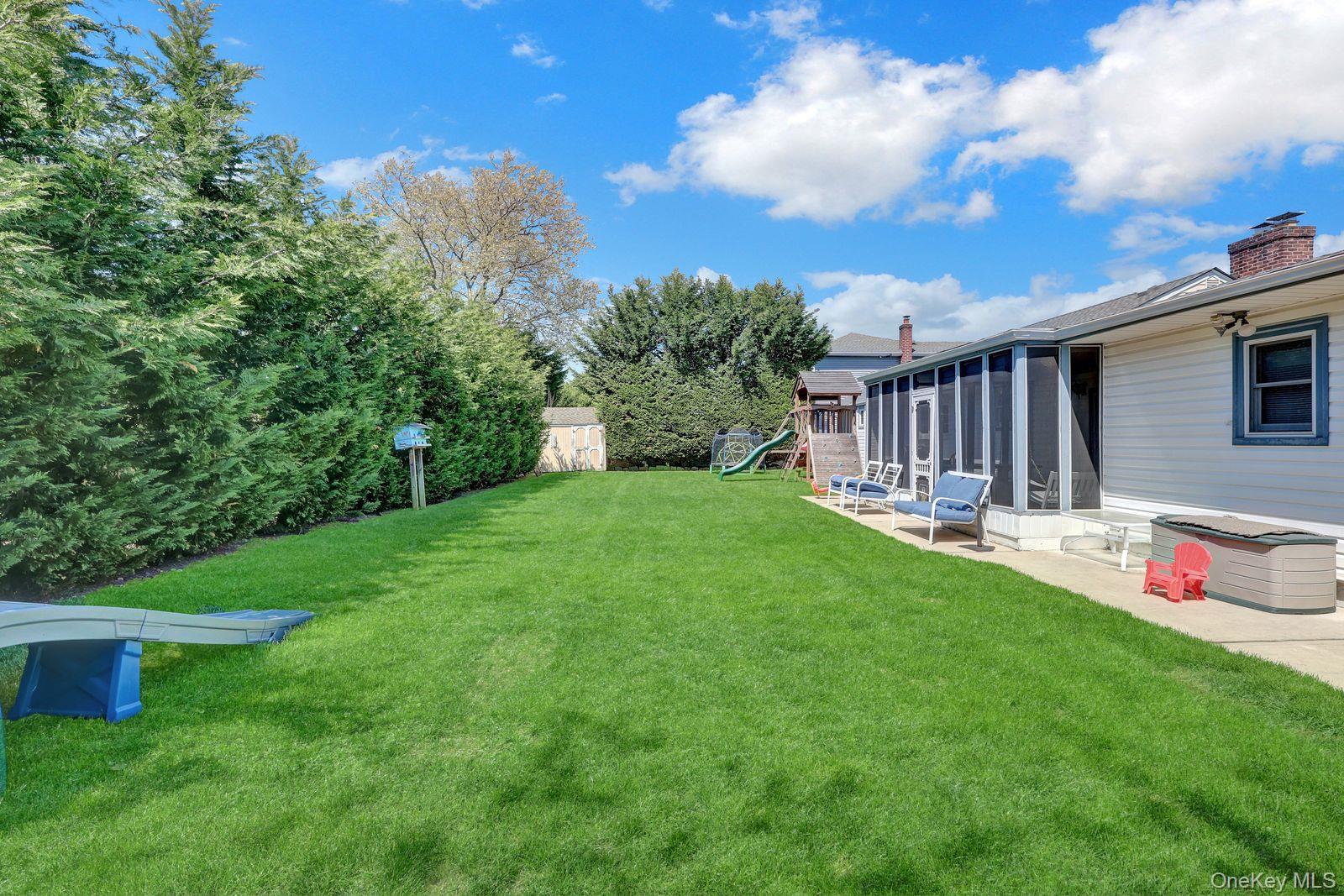Single Family Harrison  Nassau County, NY 11758, MLS-994101-25