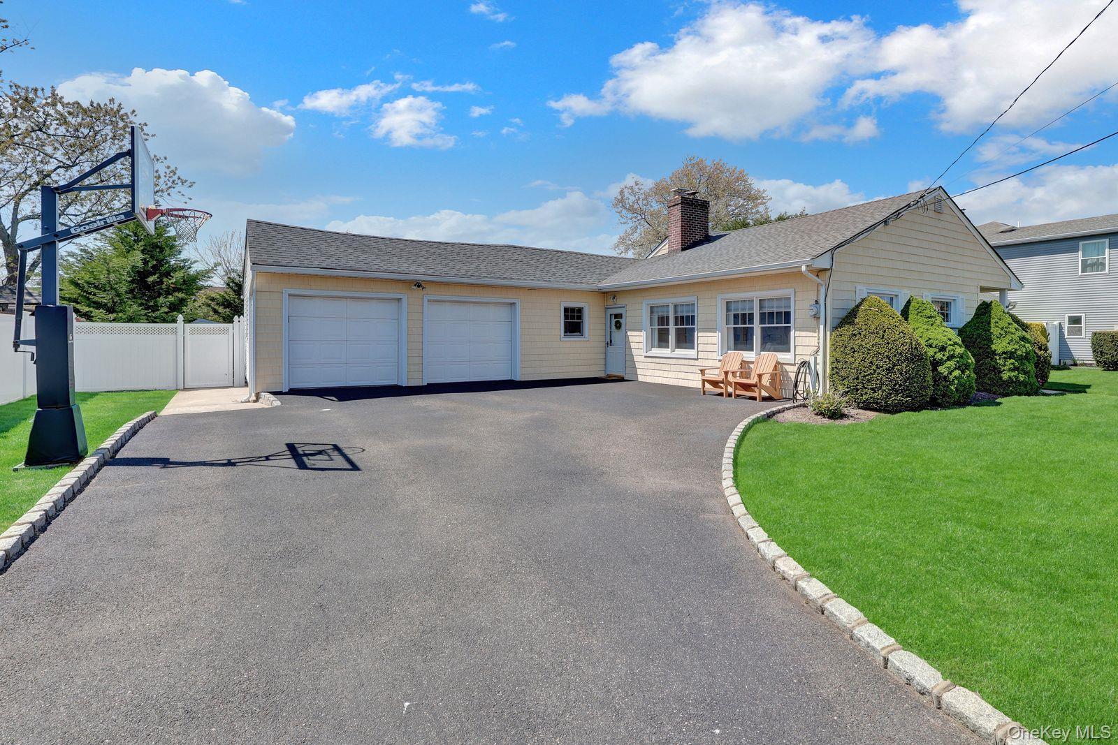 Single Family Harrison  Nassau County, NY 11758, MLS-994101-3