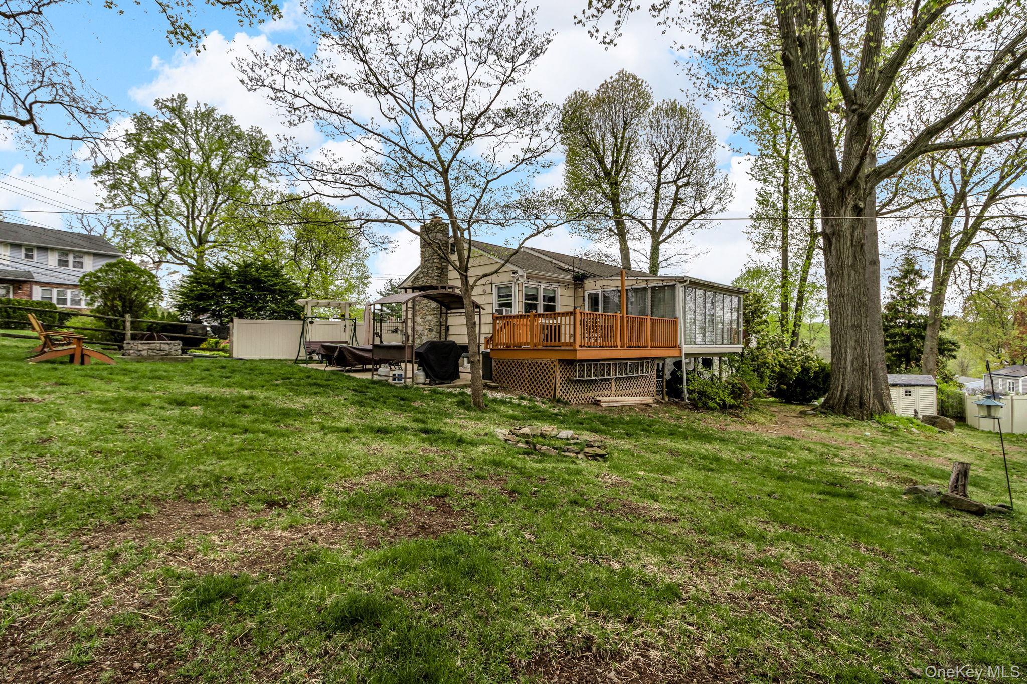 Single Family Alta Vista  Westchester County, NY 10710, MLS-994113-37