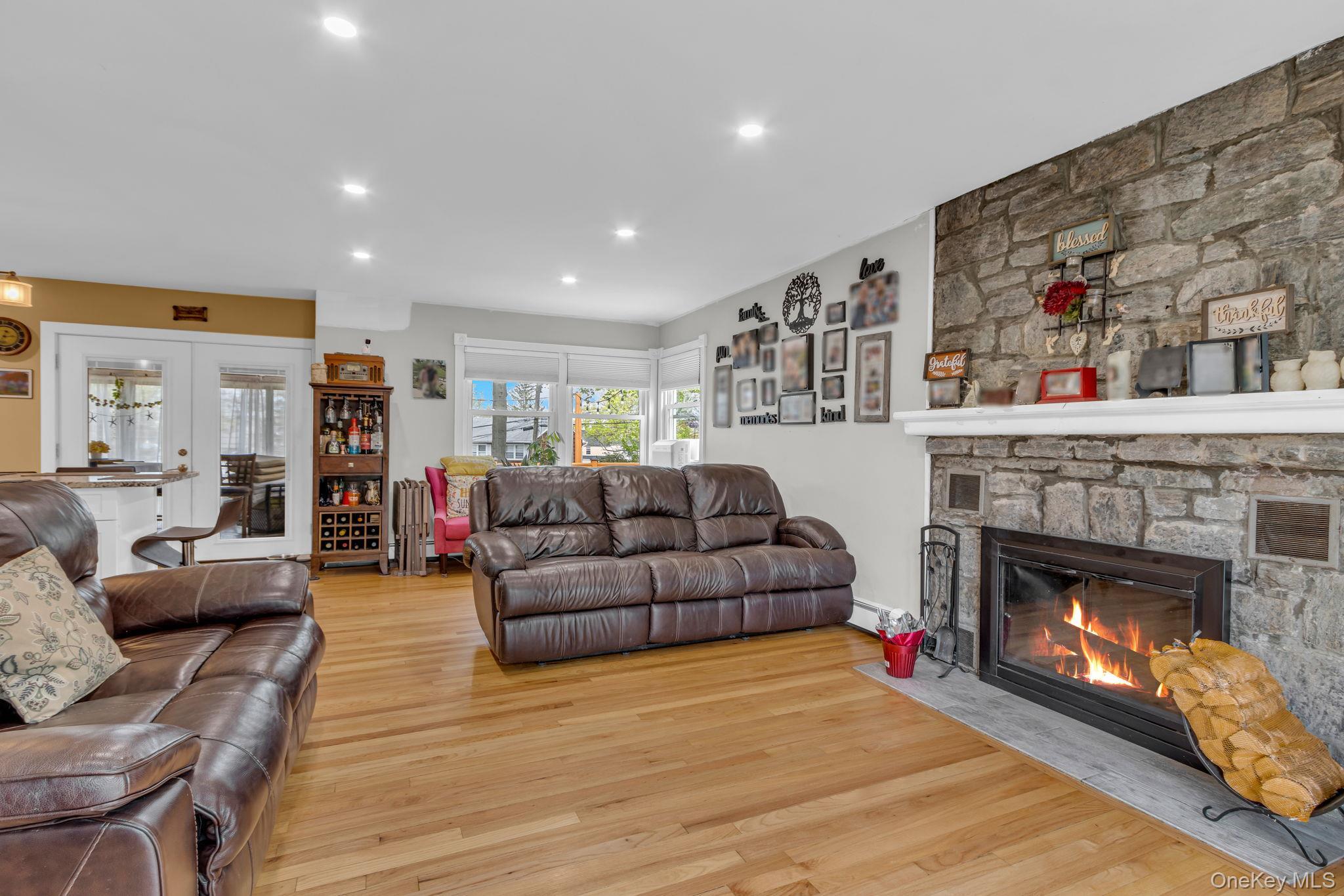 Single Family Alta Vista  Westchester County, NY 10710, MLS-994113-4