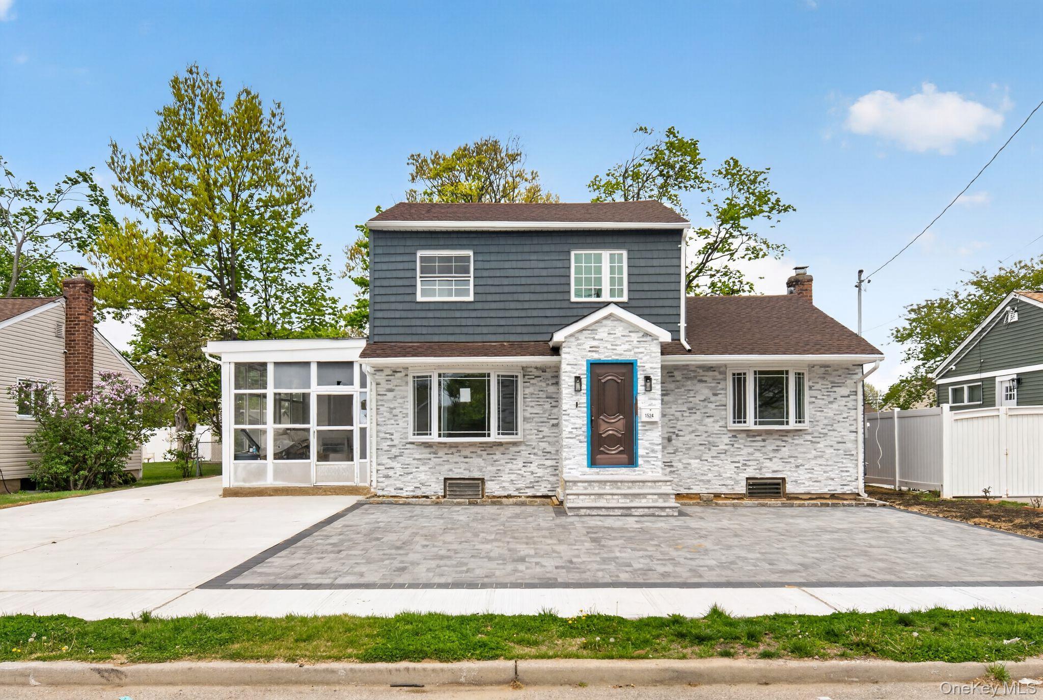 Single Family Bowe Road Nassau County, NY 11580, MLS-994120-16