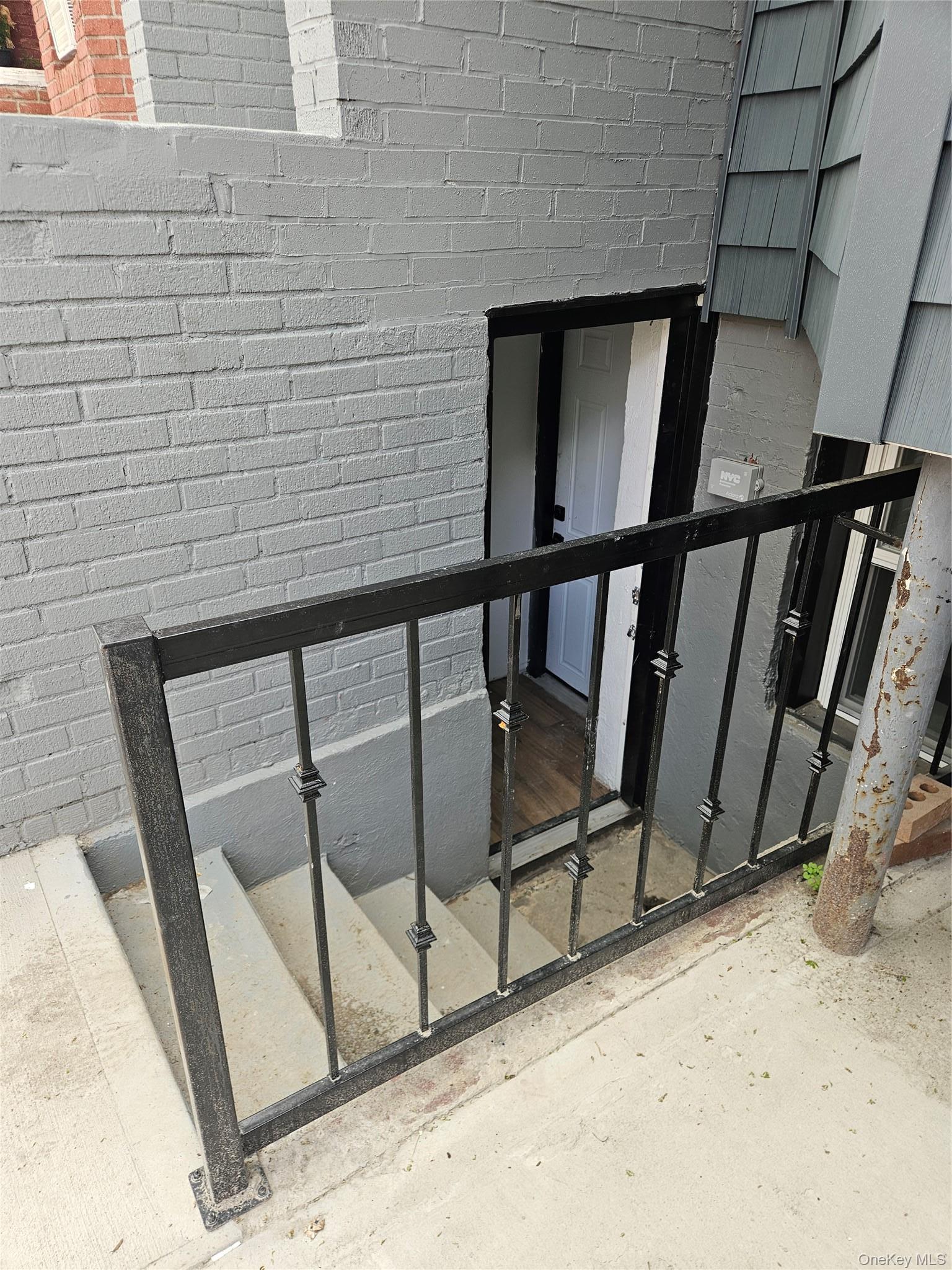 Single Family Jardine Brooklyn, NY 11233, MLS-994178-23