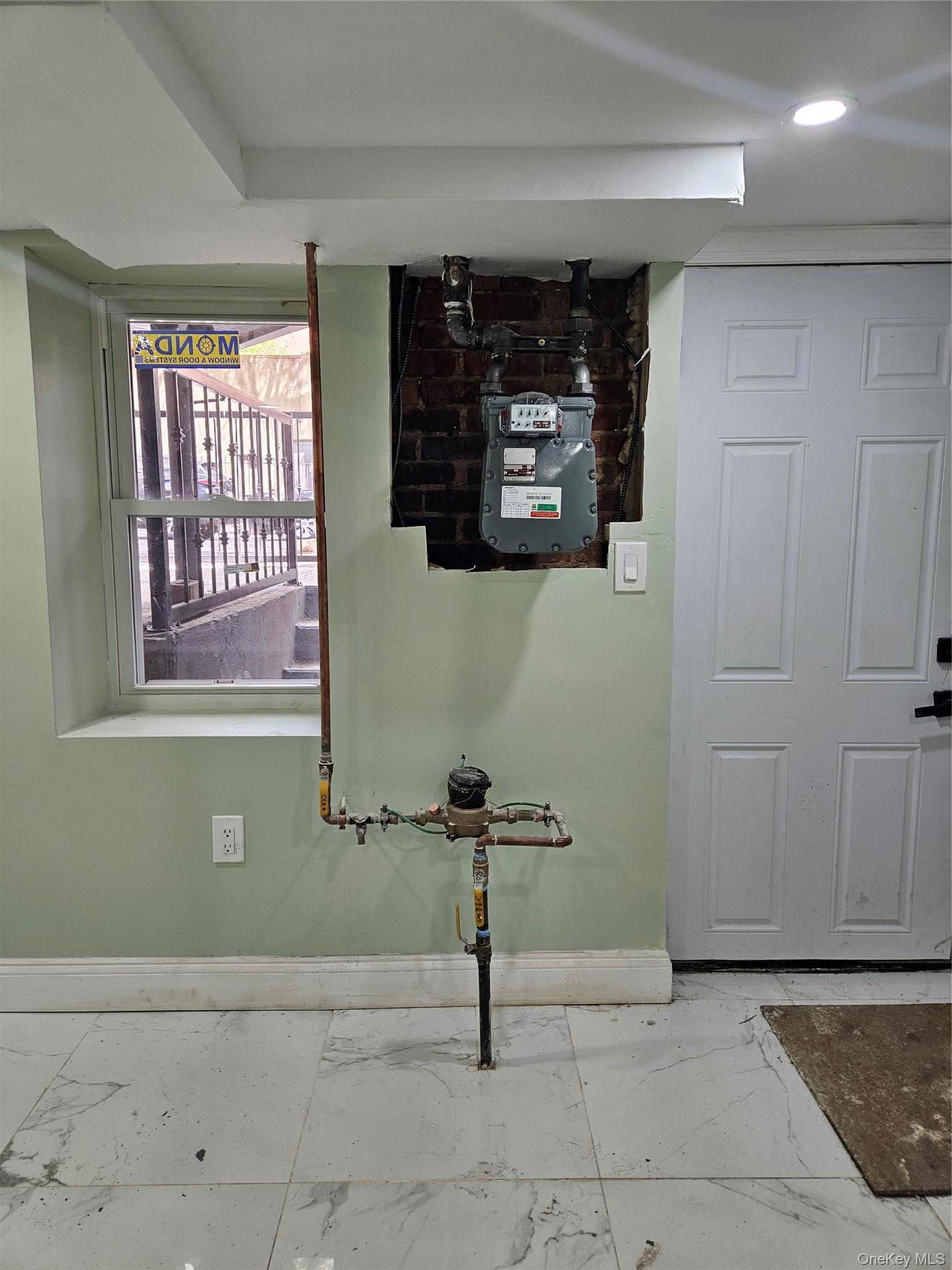 Single Family Jardine Brooklyn, NY 11233, MLS-994178-27
