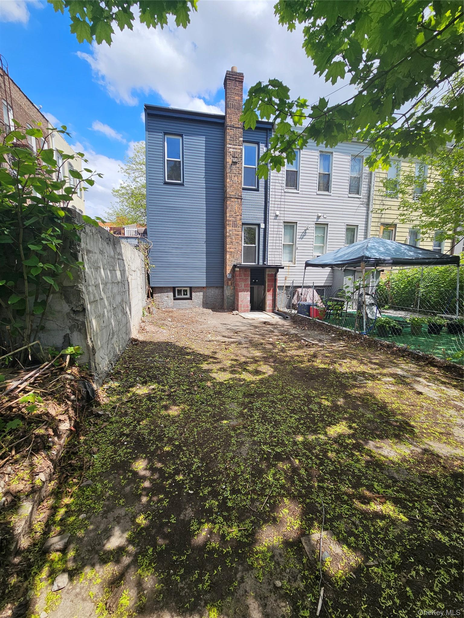 Single Family Jardine  Brooklyn, NY 11233, MLS-994178-28