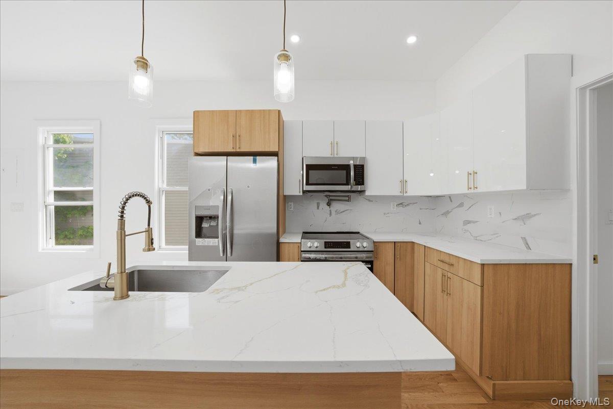 Single Family Butler  Bronx, NY 10461, MLS-994183-18
