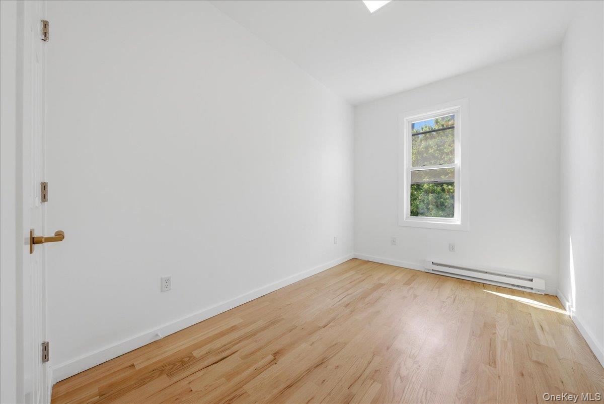 Single Family Butler  Bronx, NY 10461, MLS-994183-21