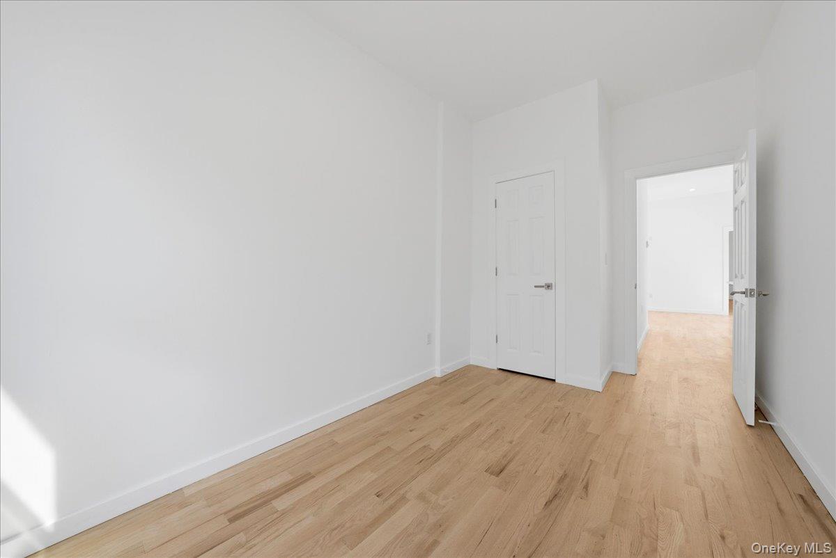 Single Family Butler  Bronx, NY 10461, MLS-994183-22