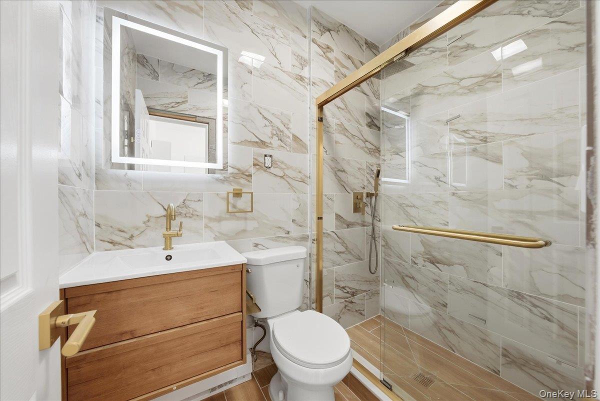 Single Family Butler  Bronx, NY 10461, MLS-994183-23