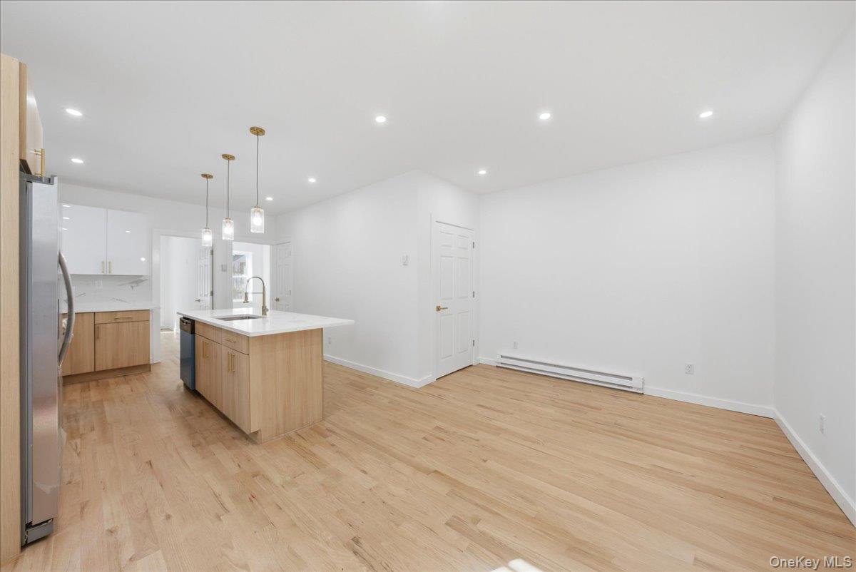 Single Family Butler  Bronx, NY 10461, MLS-994183-37