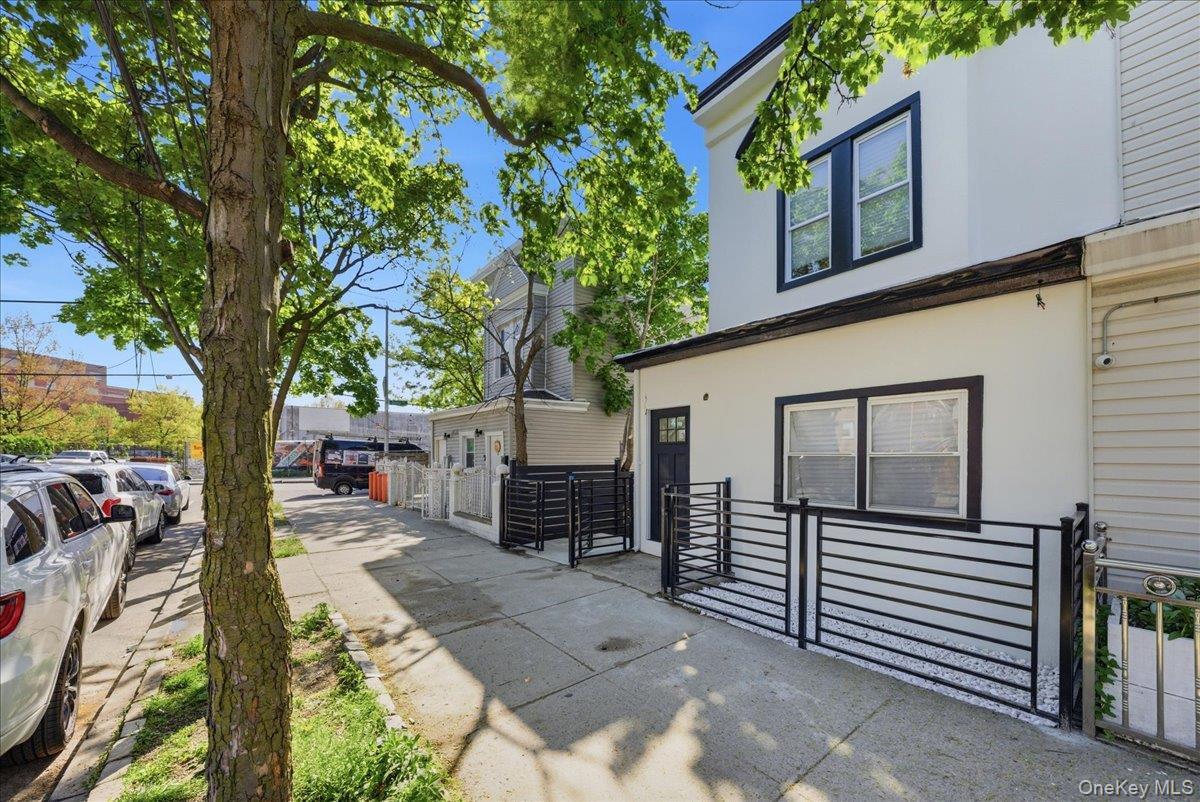Single Family Butler  Bronx, NY 10461, MLS-994183-4