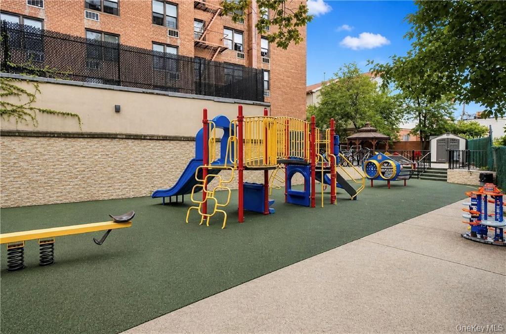 Coop Coyle Street  Brooklyn, NY 11235, MLS-994185-27