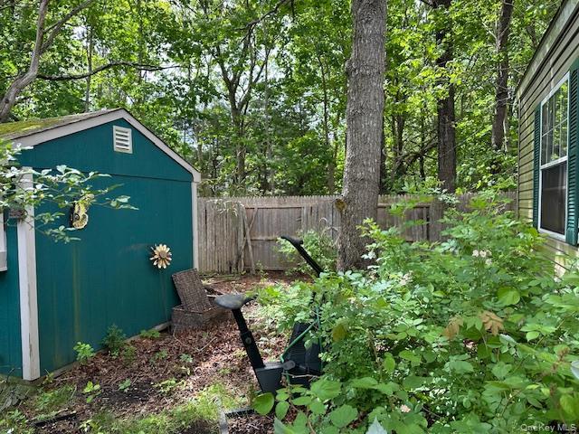 Single Family Speonk-riverhead Rd  Suffolk County, NY 11972, MLS-994186-5