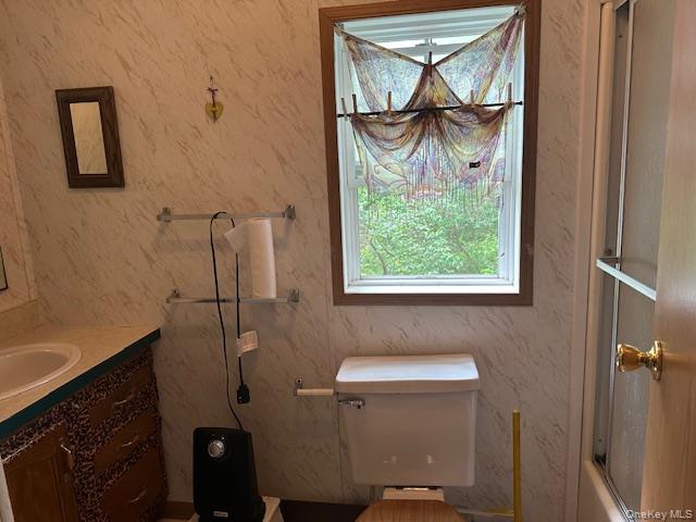 Single Family Speonk-riverhead Rd  Suffolk County, NY 11972, MLS-994186-9