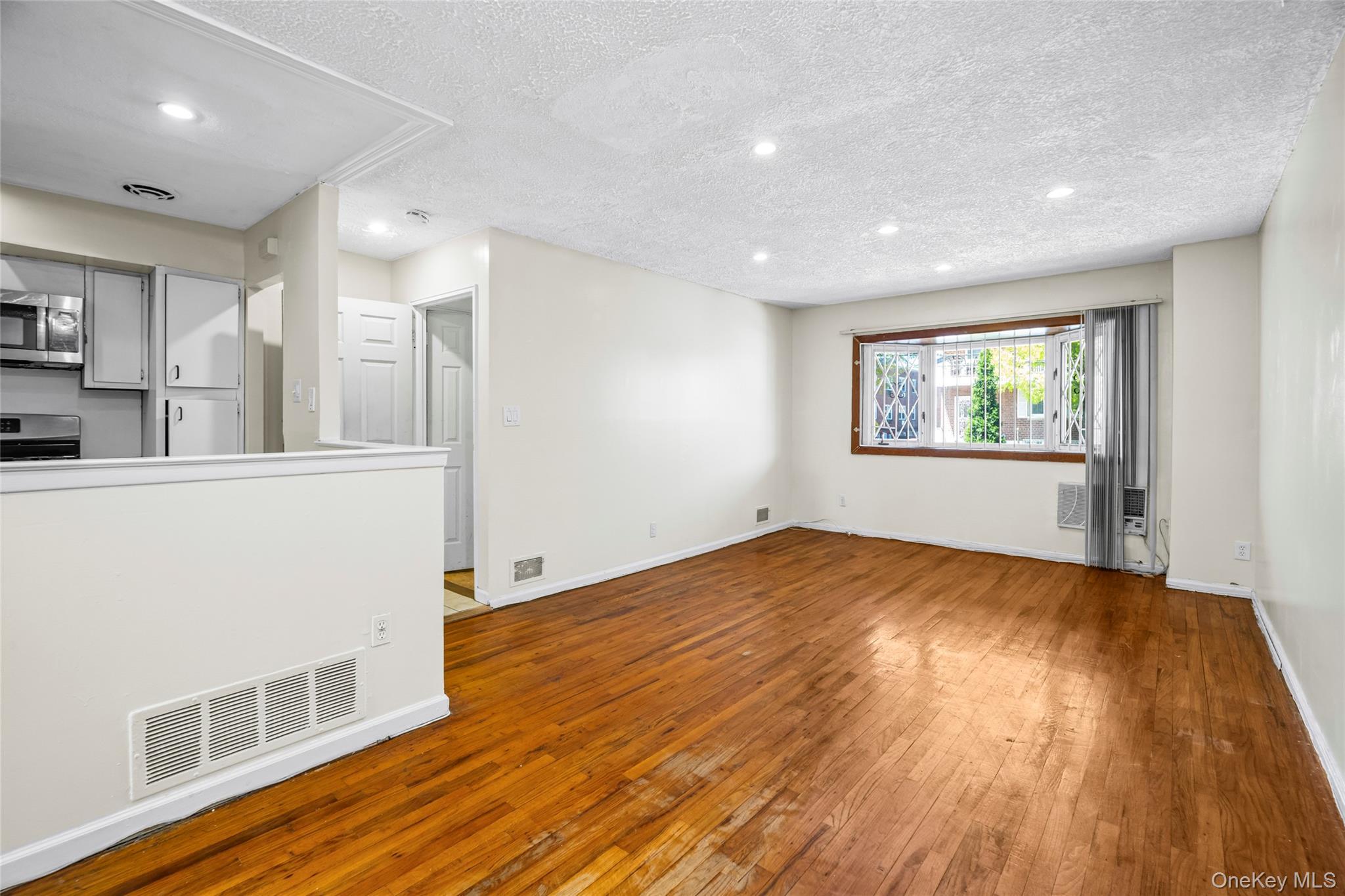 Single Family Flatlands 4th  Brooklyn, NY 11236, MLS-994201-3