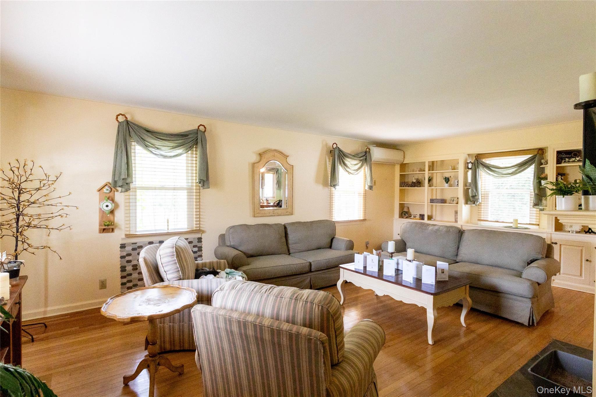 Single Family Sunset Road Suffolk County, NY 11706, MLS-994219-13